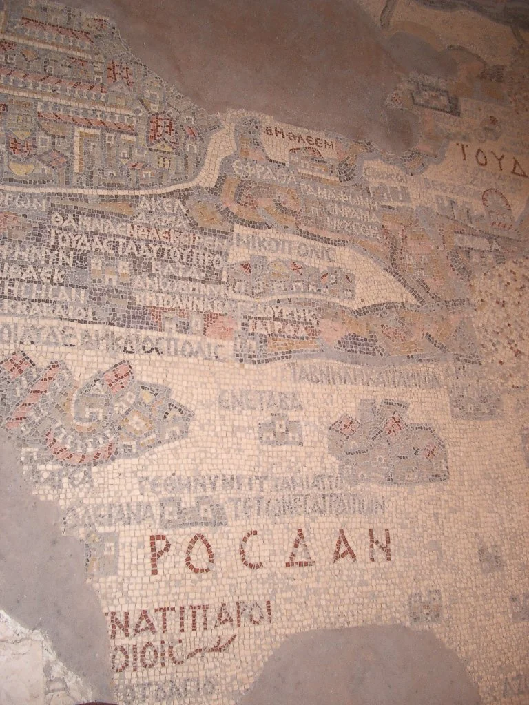 MADABA-ST GEORGES CHURCH OF HOLY SEPULCHRE (3).JPG