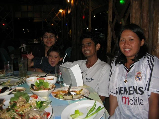 2005 Nakhonsithammarat with Family (57).jpg