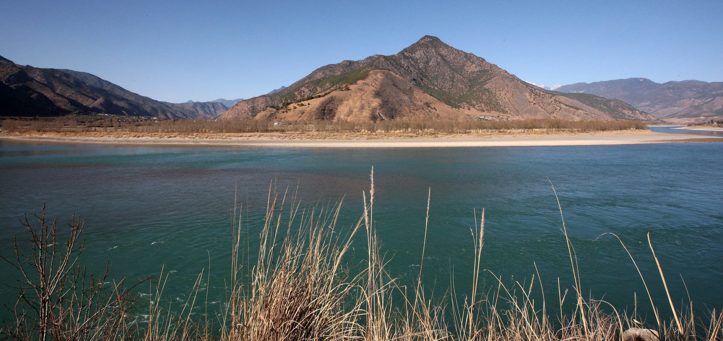 YUNNAN - YANGZTE RIVER FIRST U-TURN (1).JPG