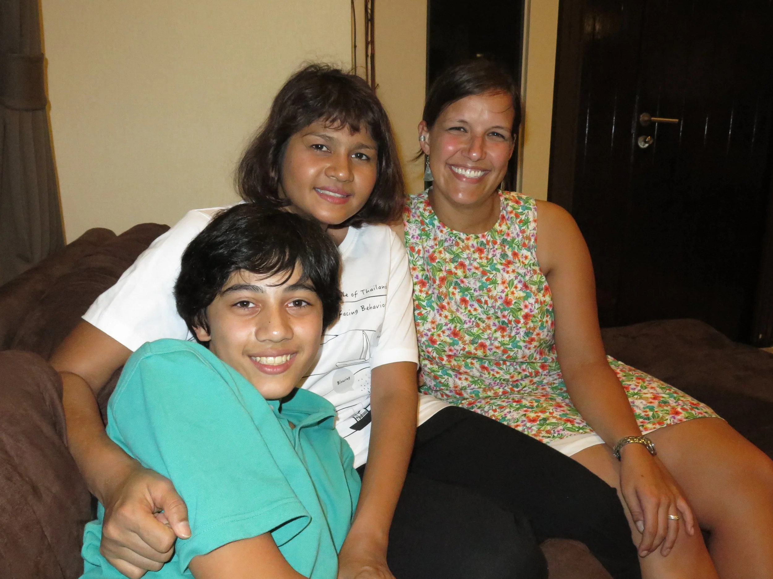 2014 Hanging with Trisha Bury in Nonthaburi (1).JPG