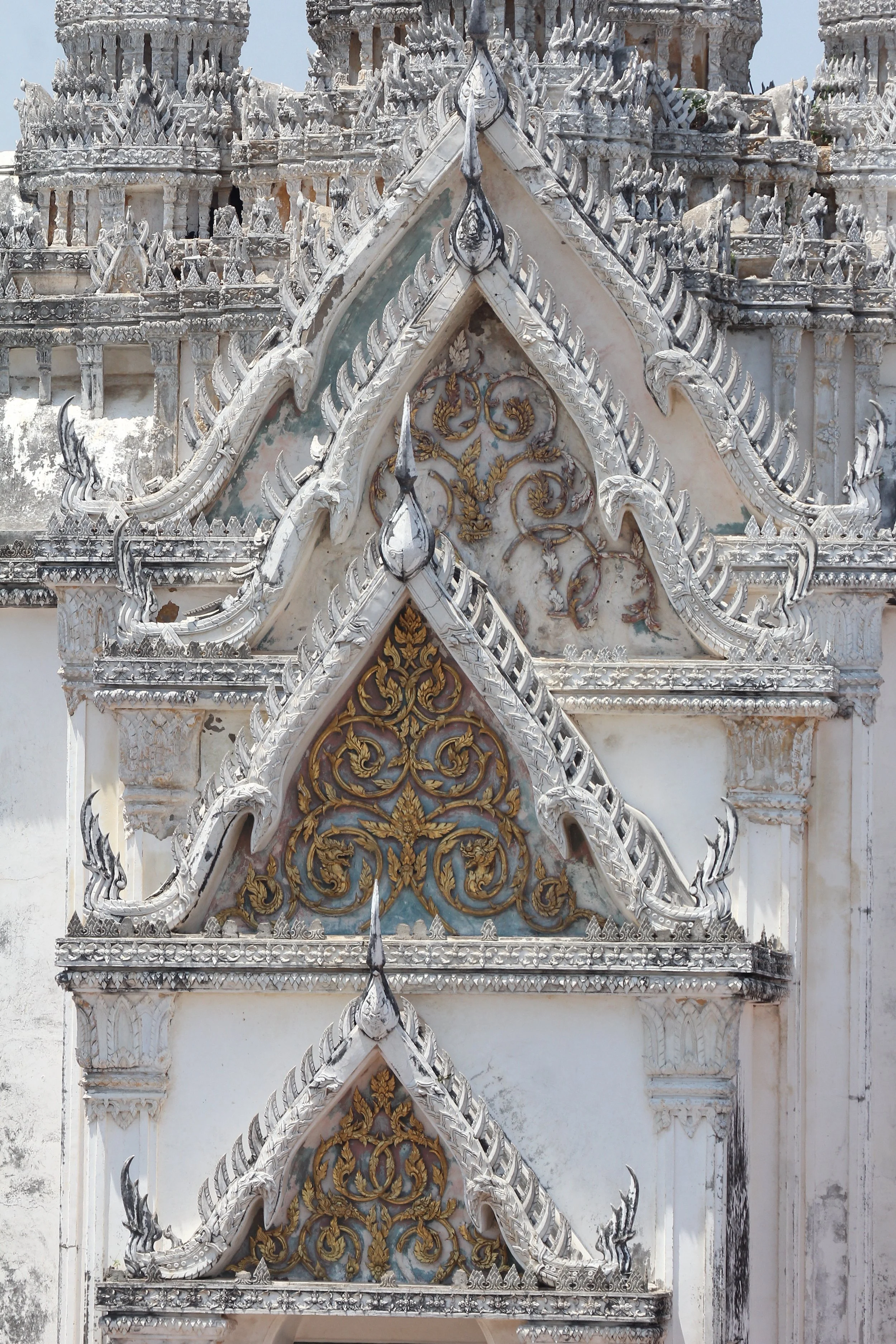 2020 Petchaburi Temple Trip with Cokie (107).JPG