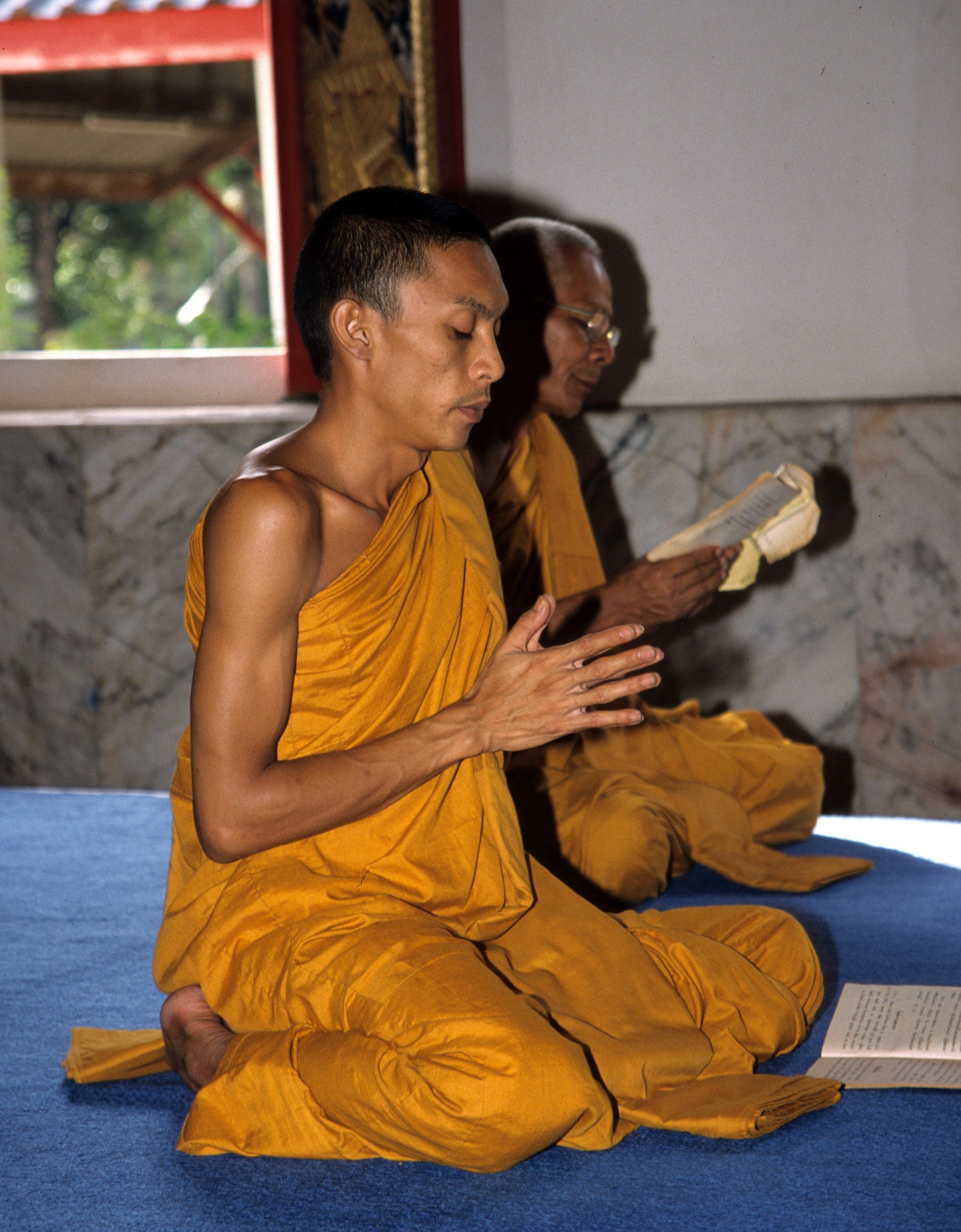 2002 Nakhonsithammarat Cokie's Dedication Ceremony to Buddhism (12).jpg