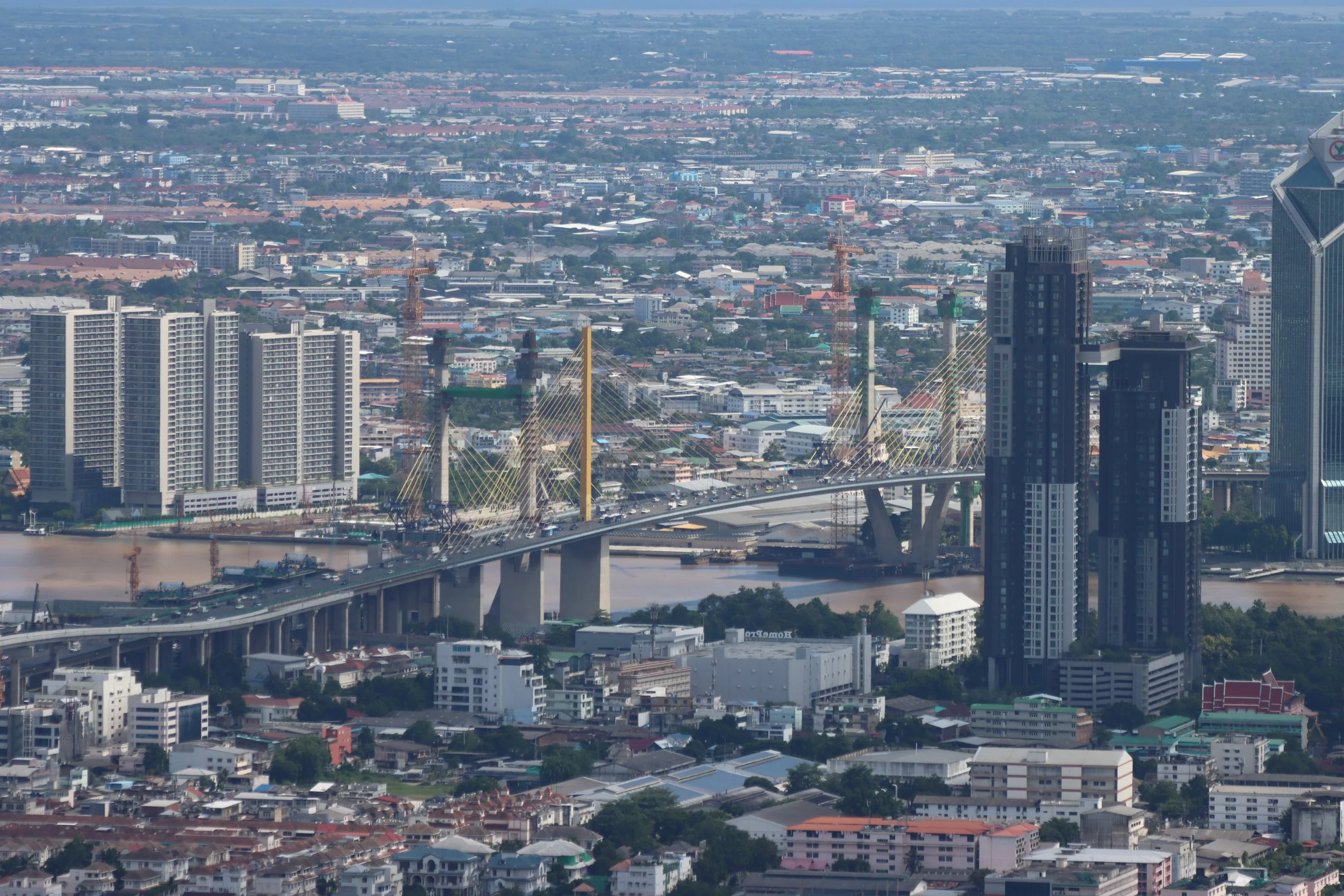 2022 - Bangkok as seen from Mahanakhon Building Viewing Deck (169).JPG