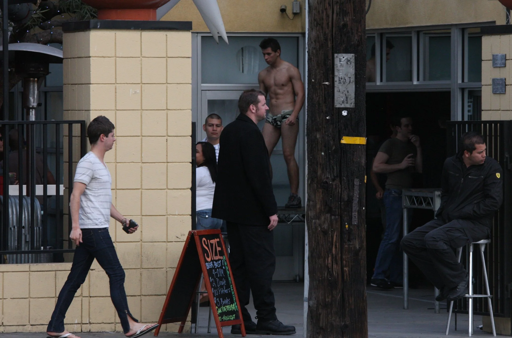 2010-4-4 BEVERLY HILLS & HOLLYWOOD - ROADTRIP 2010 (17).JPG