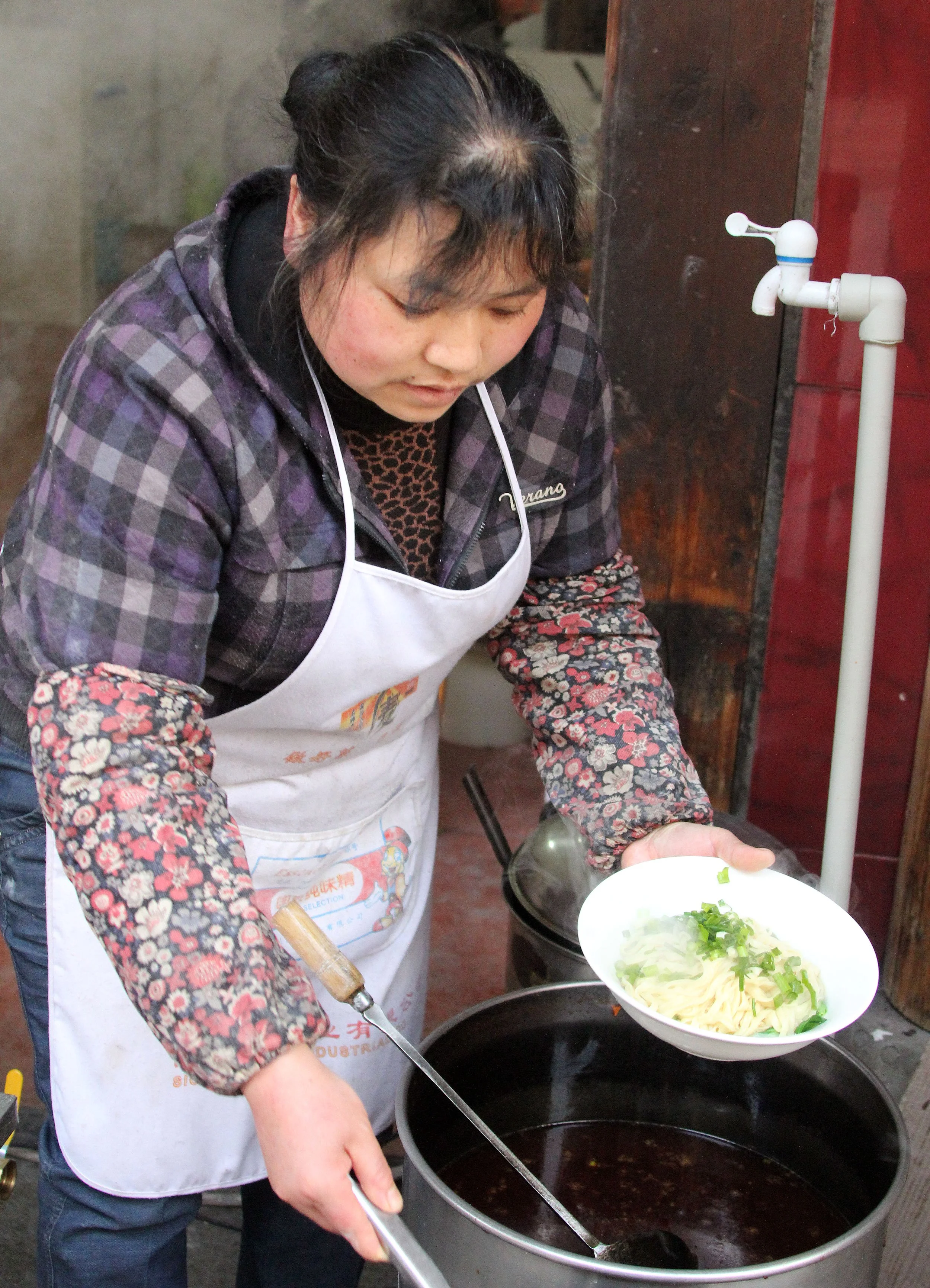 SHANGLI ANCIENT TOWN - SICHUAN CHINA (44).JPG