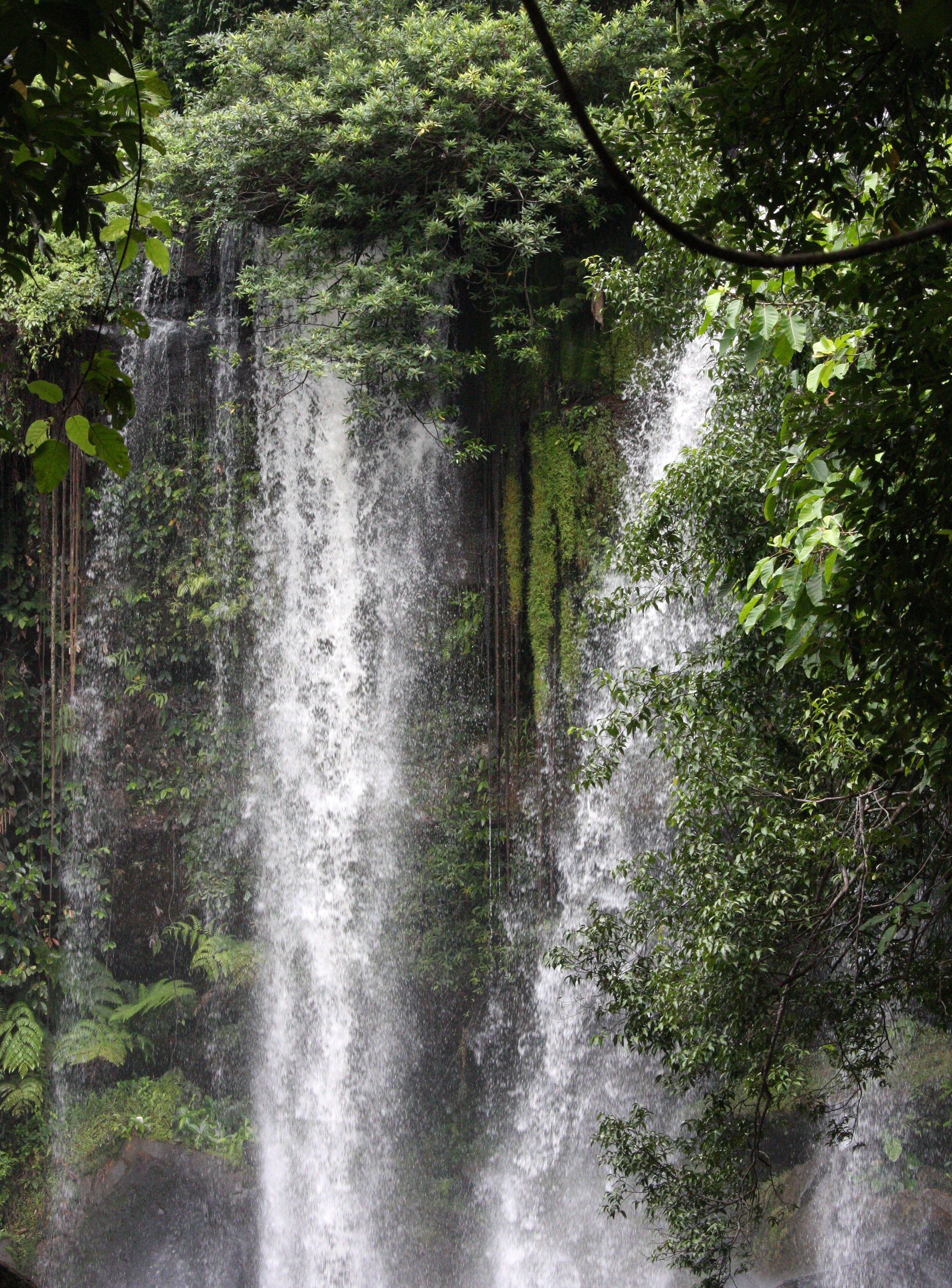 KULEN MOUNTAIN CAMBODIA - 1000 LINGHA RIVER (64).JPG