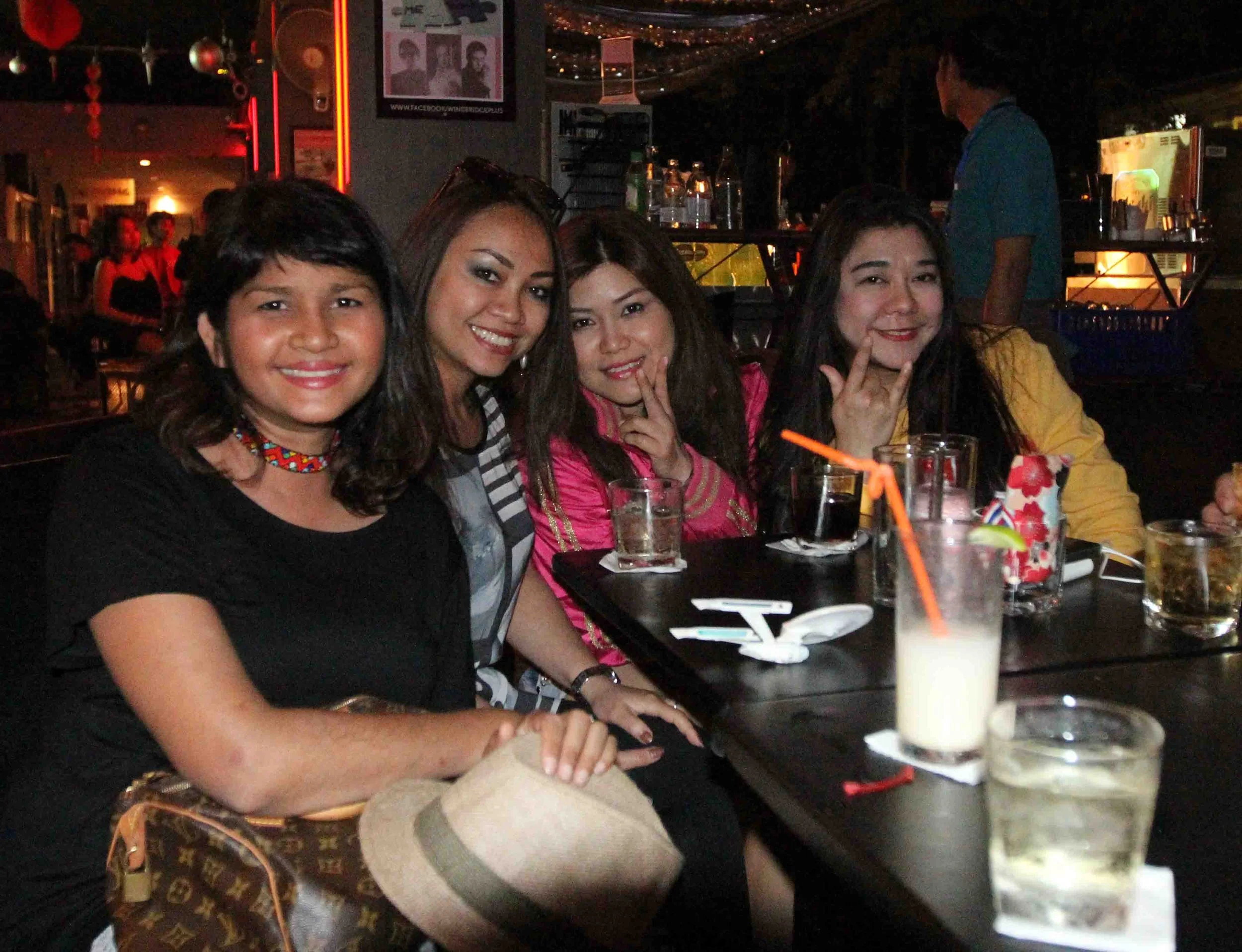 2019 Ann & Noi Visit Bangkok (183).JPG