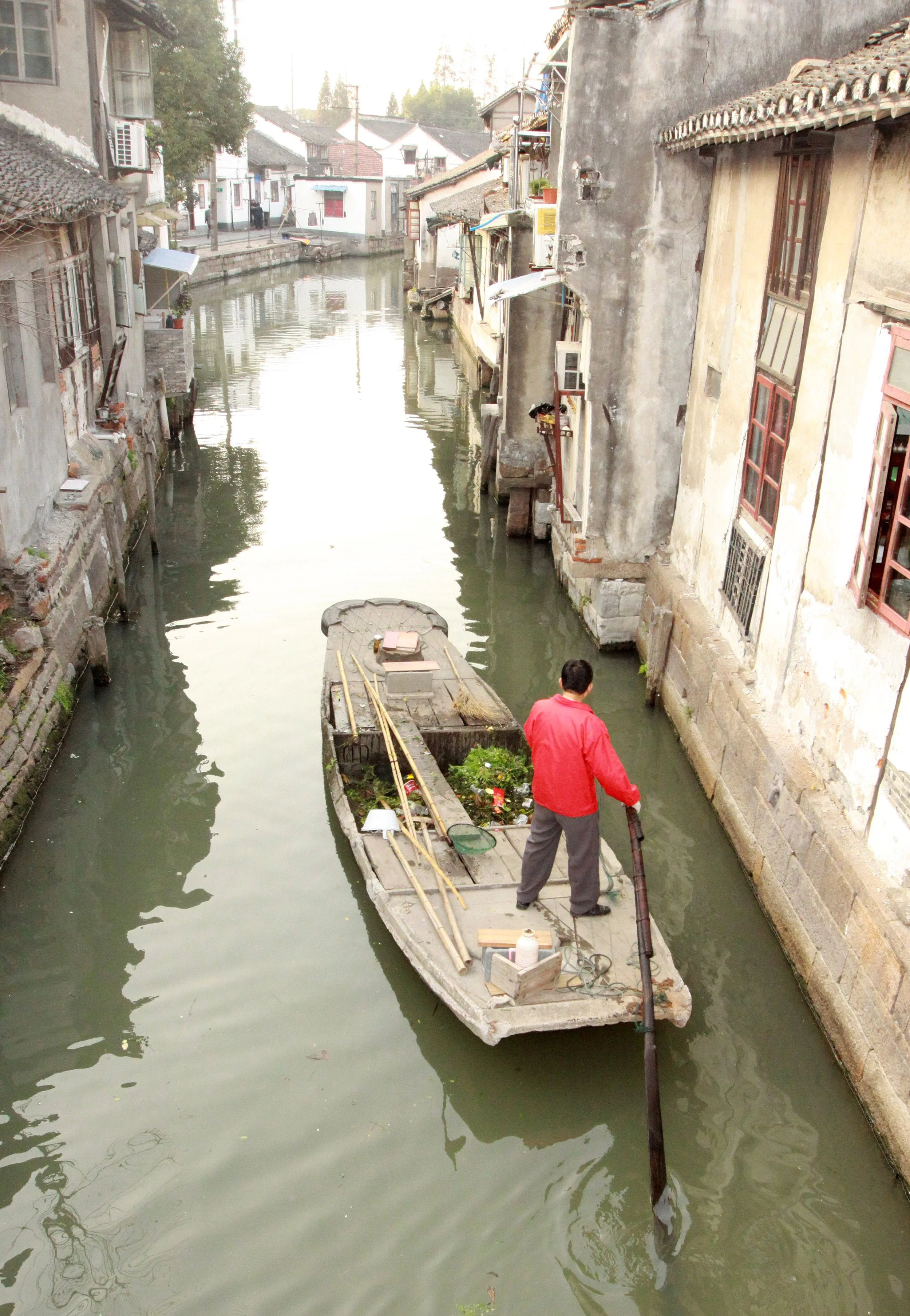 ZHUJIAJIAO WATER TOWN - NOVEMBER 20 2011 (143).JPG