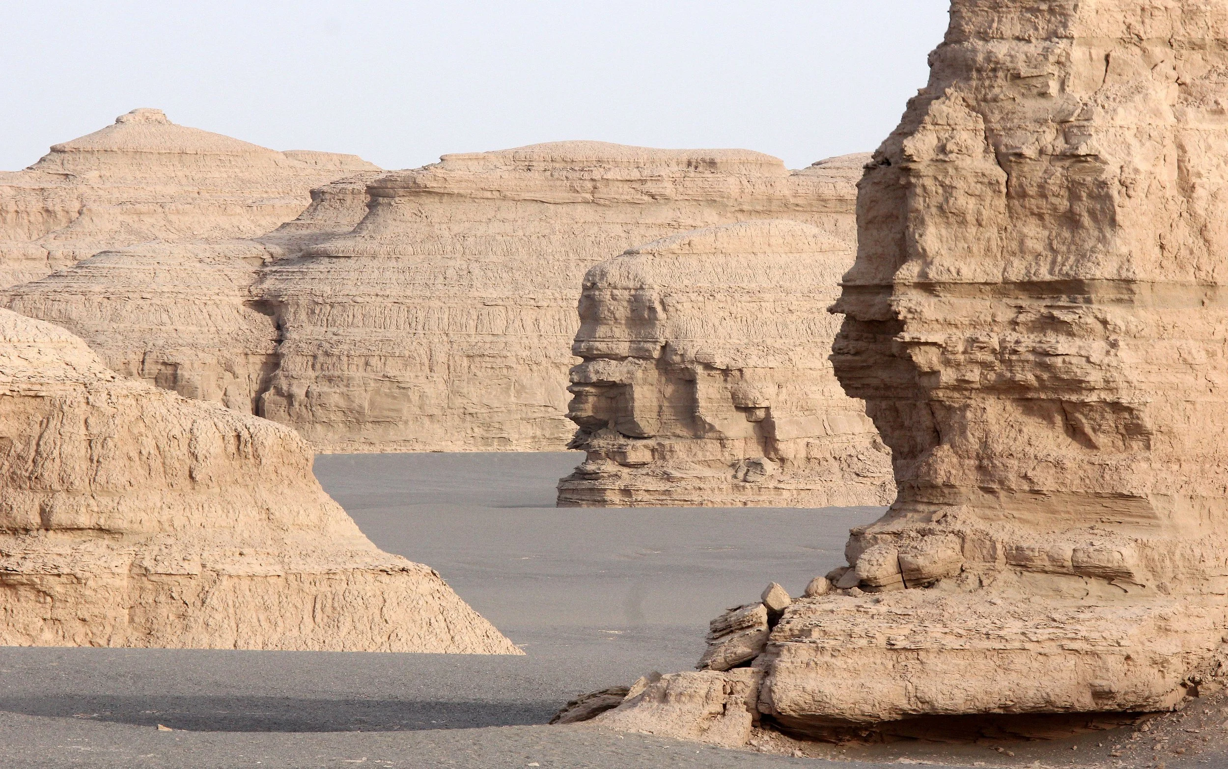 YADAN NATIONAL GEOLOGICAL RESERVE - GANSU CHINA (60).JPG