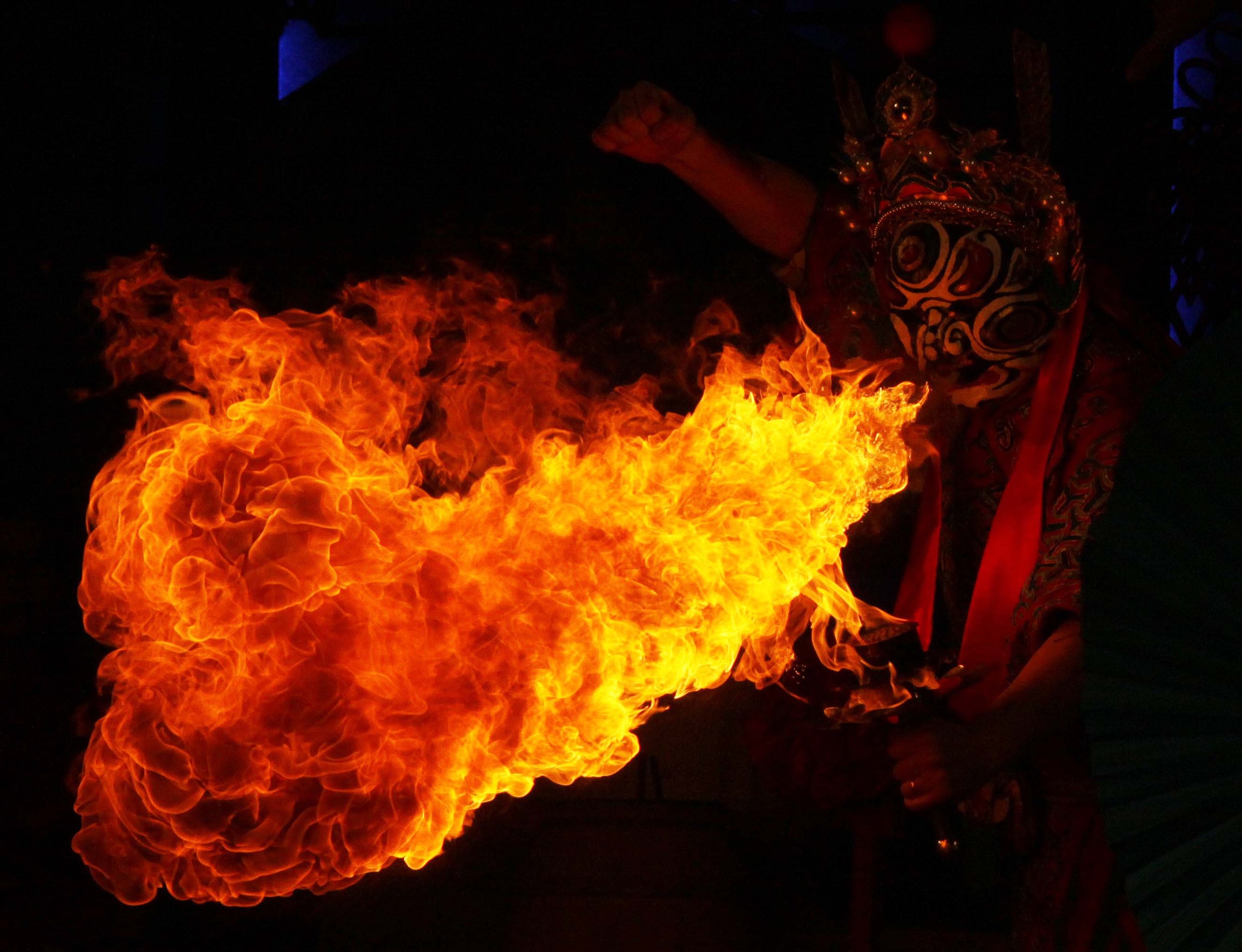 CHENGDU - SICHUAN OPERA - CHINA ALIVE 2011 (44).JPG