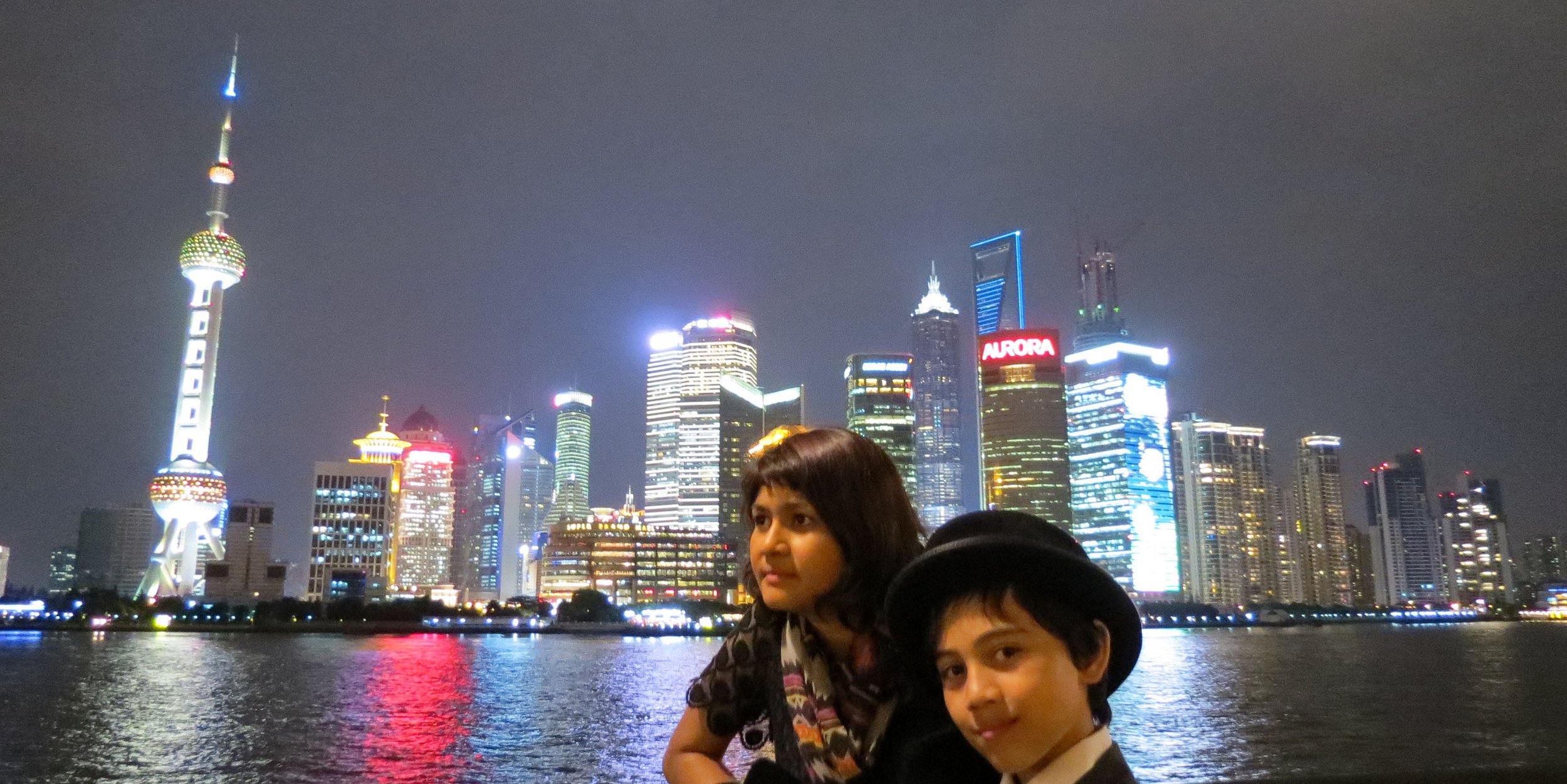 2012-10-29 SHANGHAI AT NIGHT (9).JPG