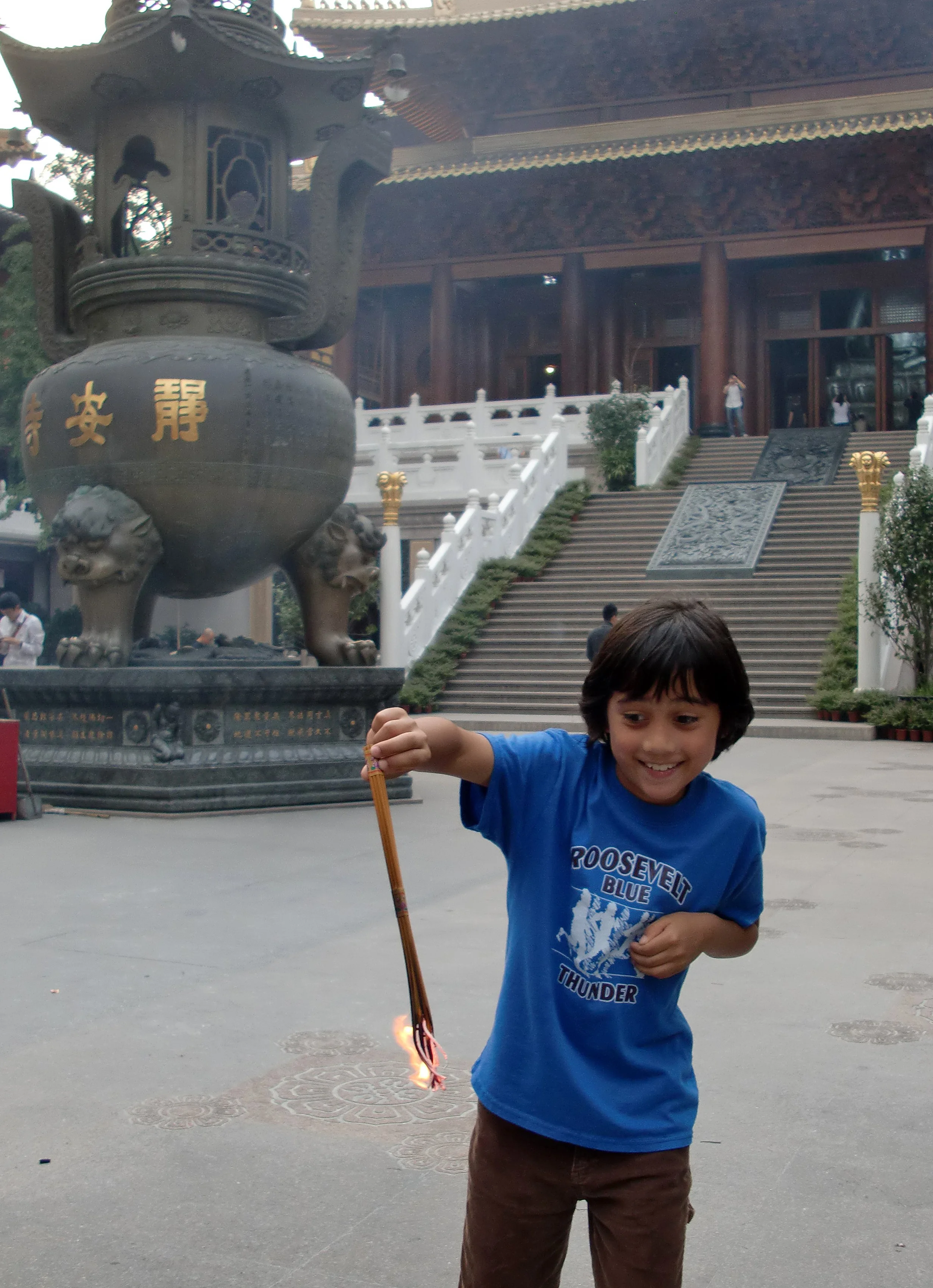 2010-10-3 JING'AN TEMPLE SHANGHAI (23).JPG