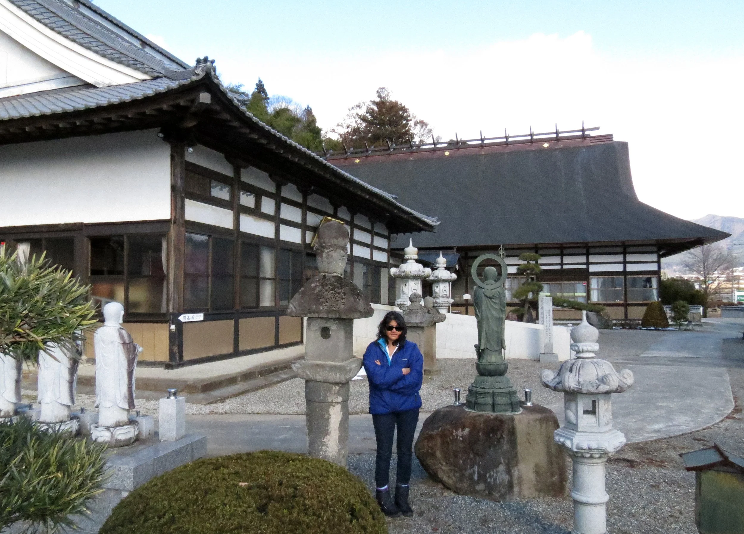 NIRASAKI TEMPLE  JAPAN (6).JPG