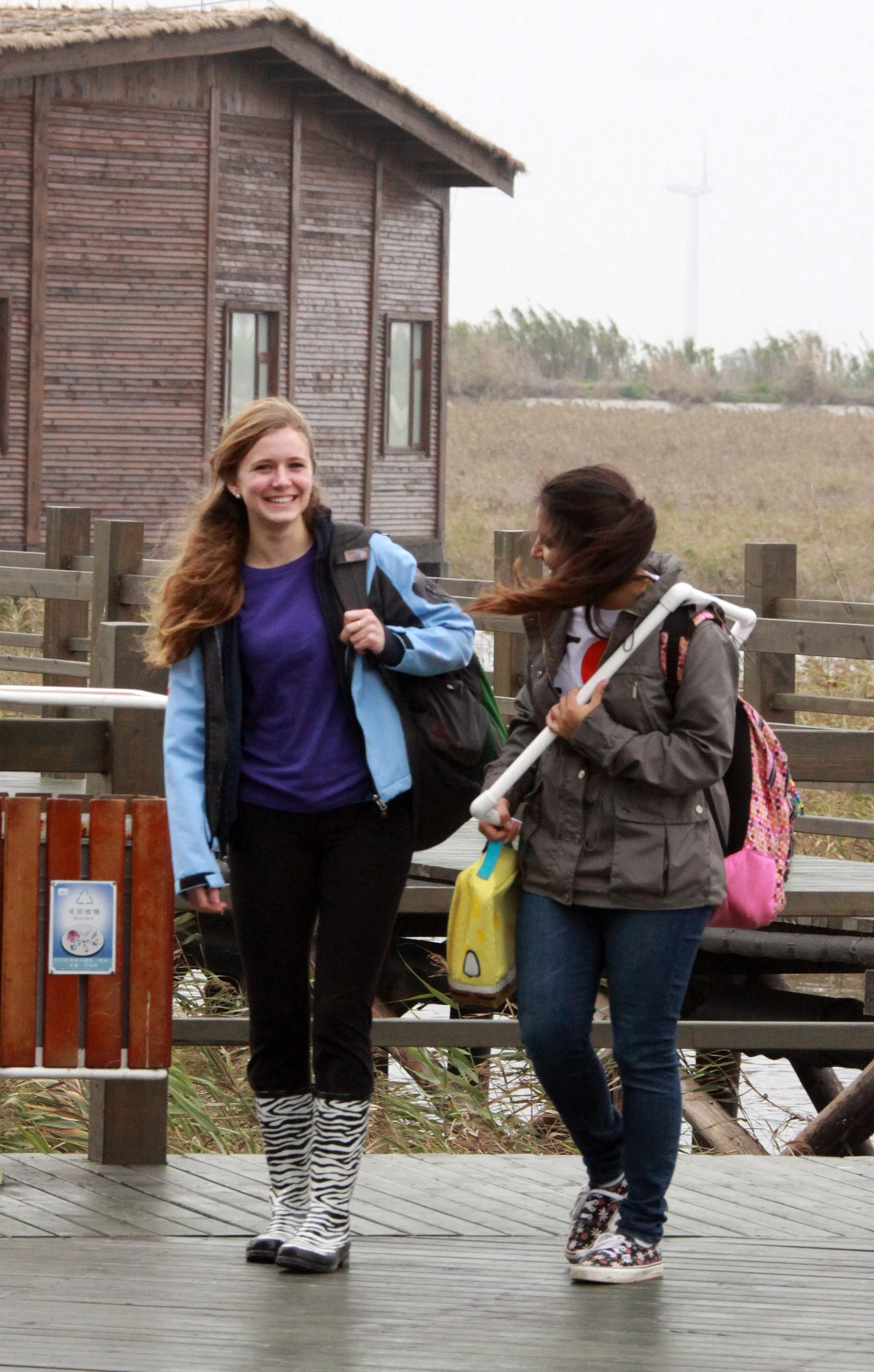 CHONGMING ISLAND DONGTAN WETLANDS RESERVE FIELD TRIP 2011 (89).JPG