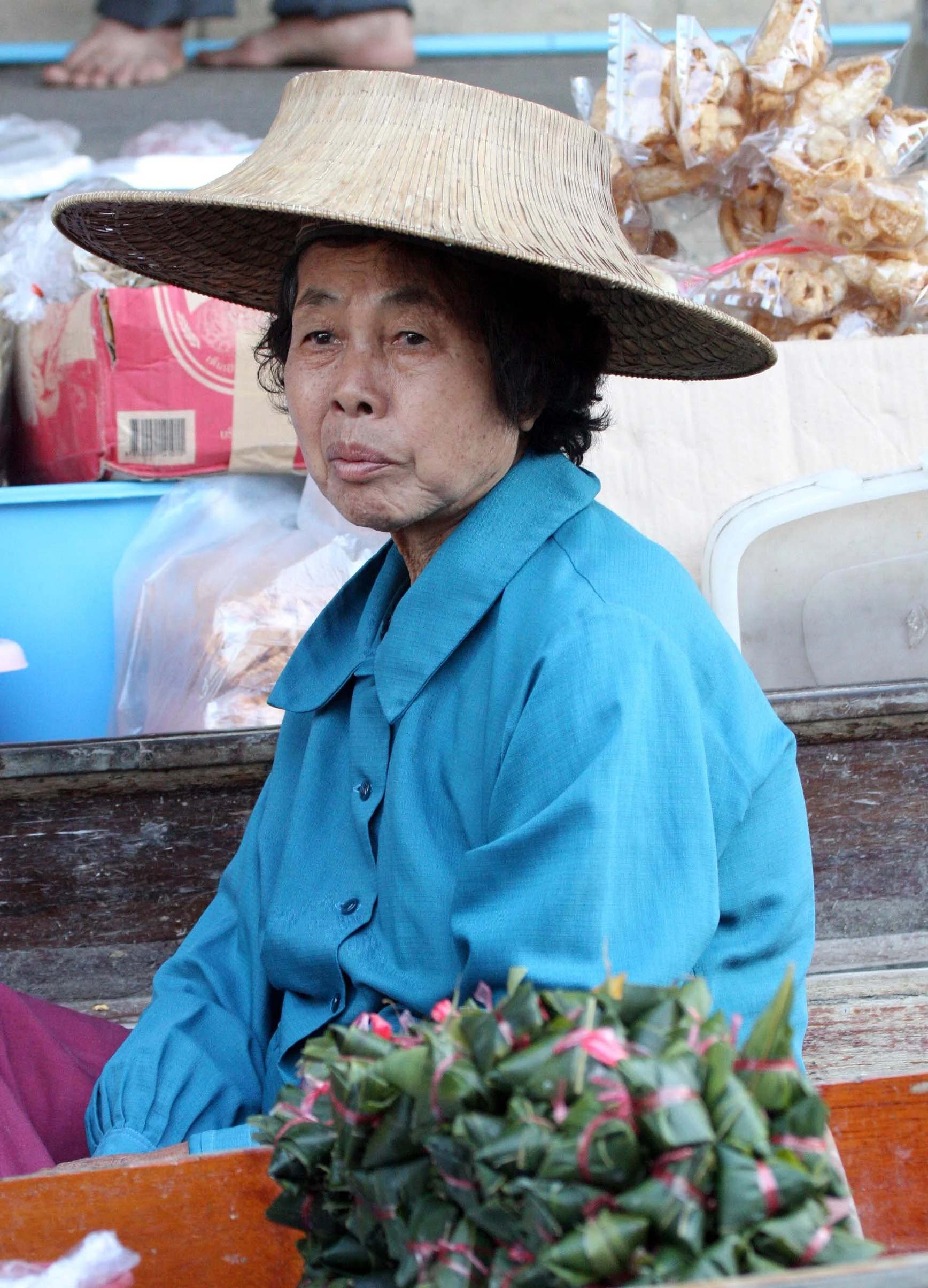 2008 Damnoen Saduak Floating Market Day Trip (17).JPG