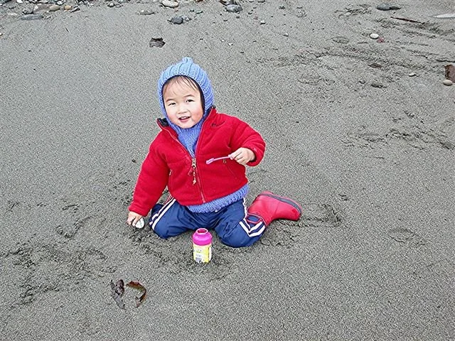 2005-4-17  COKIES PLAY DATE WITH ABBY (3).JPG