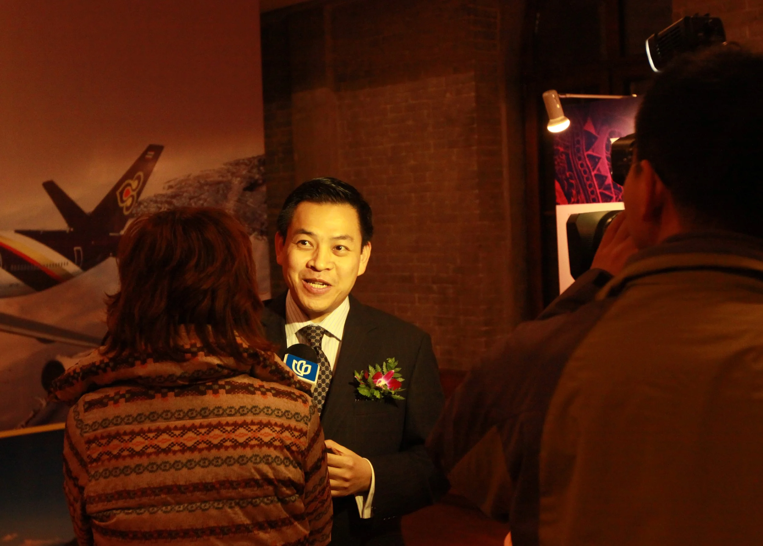 THAI CONSULATE DINNER AND BENEFIT (44).JPG