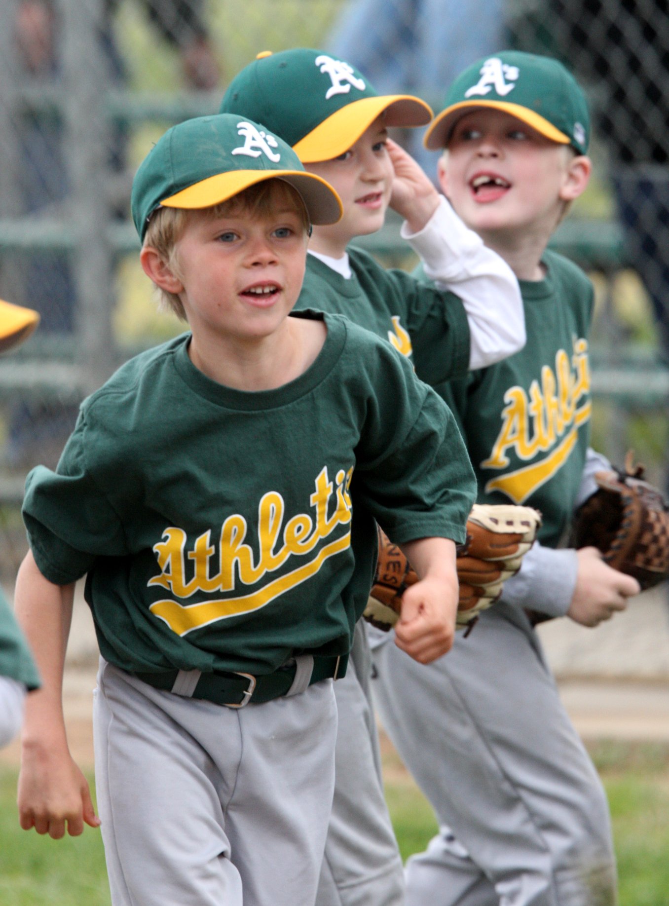 2010-4-10 ETHAN'S BIG GAME - SACRAMENTO - ROADTRIP 2010 (42).JPG