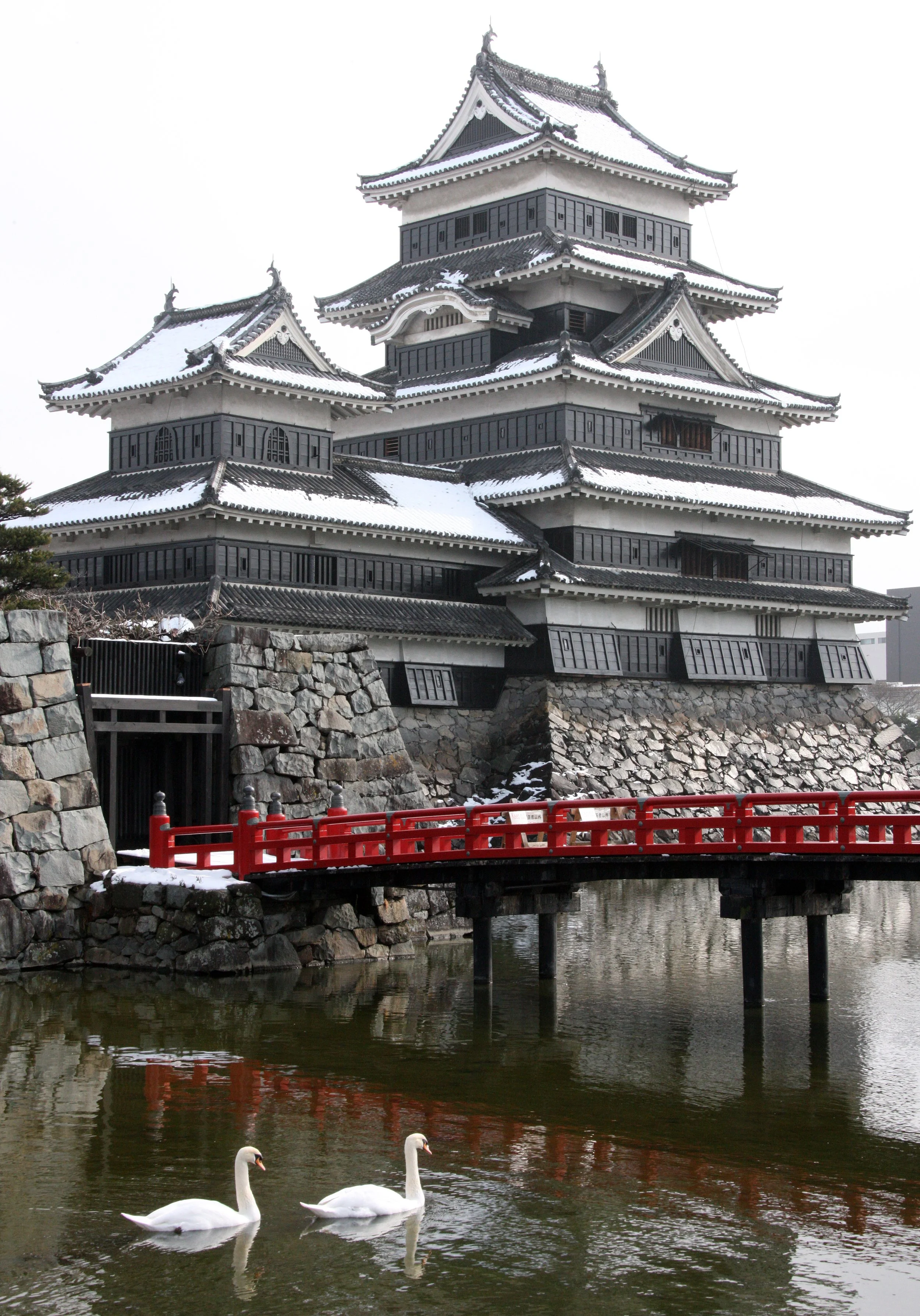 MATSUMOTO CASTLE (3).JPG