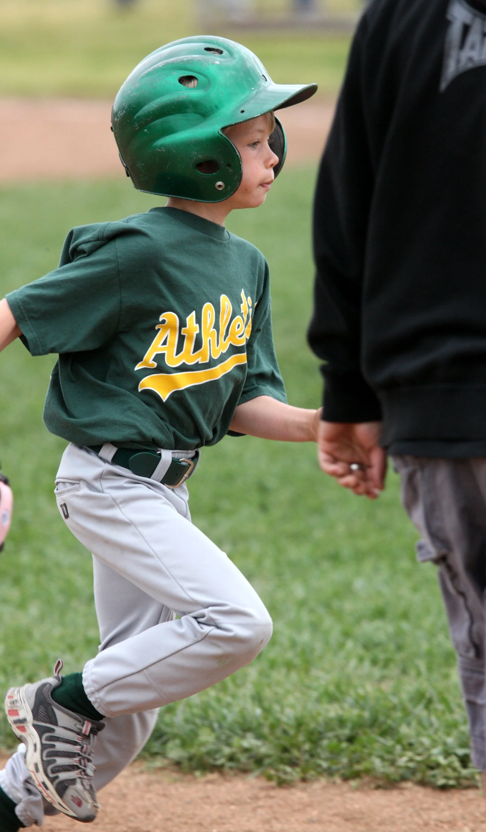 2010-4-10 ETHAN'S BIG GAME - SACRAMENTO - ROADTRIP 2010 (34).JPG