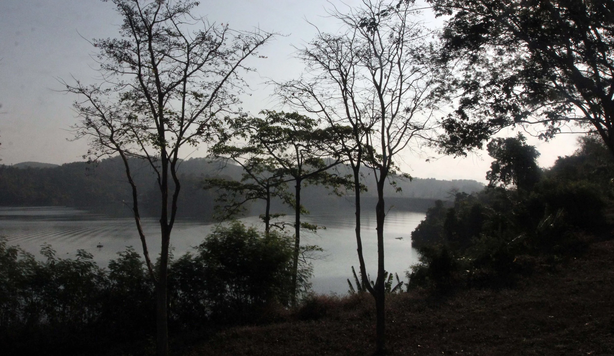 2014 ISB Trip to Ruchaprapa Dam Surat Thani (2).JPG