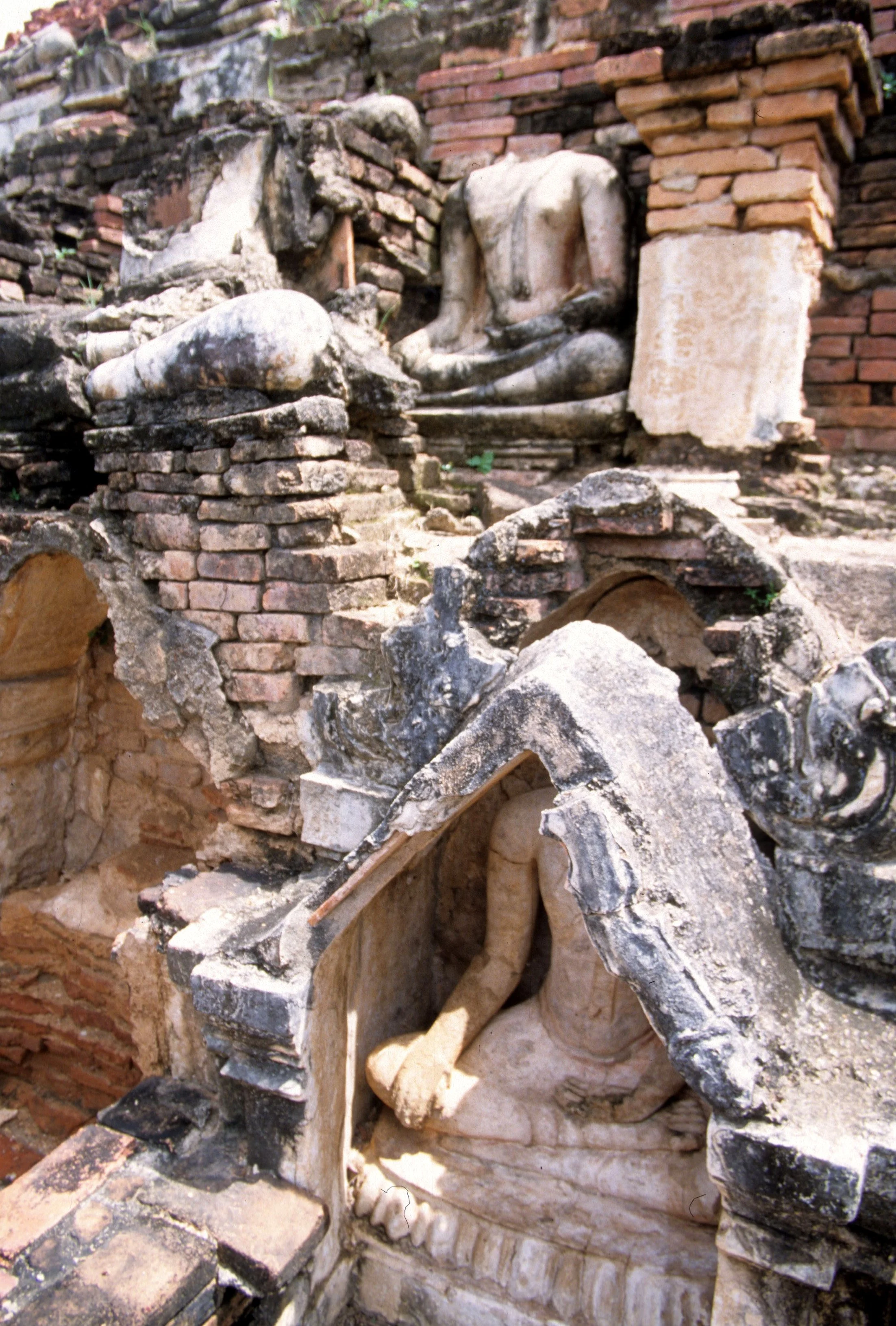 SUKHOTHAI Y.jpg