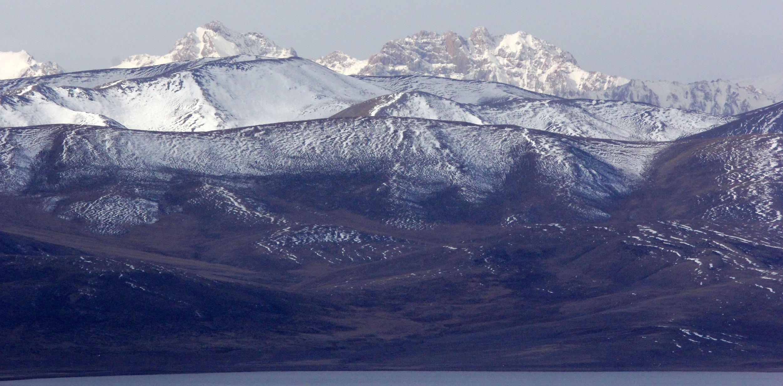 JIANG LU LING PASS - QINGHAI CHINA - KU HAI (BITTER) LAKE (2).JPG