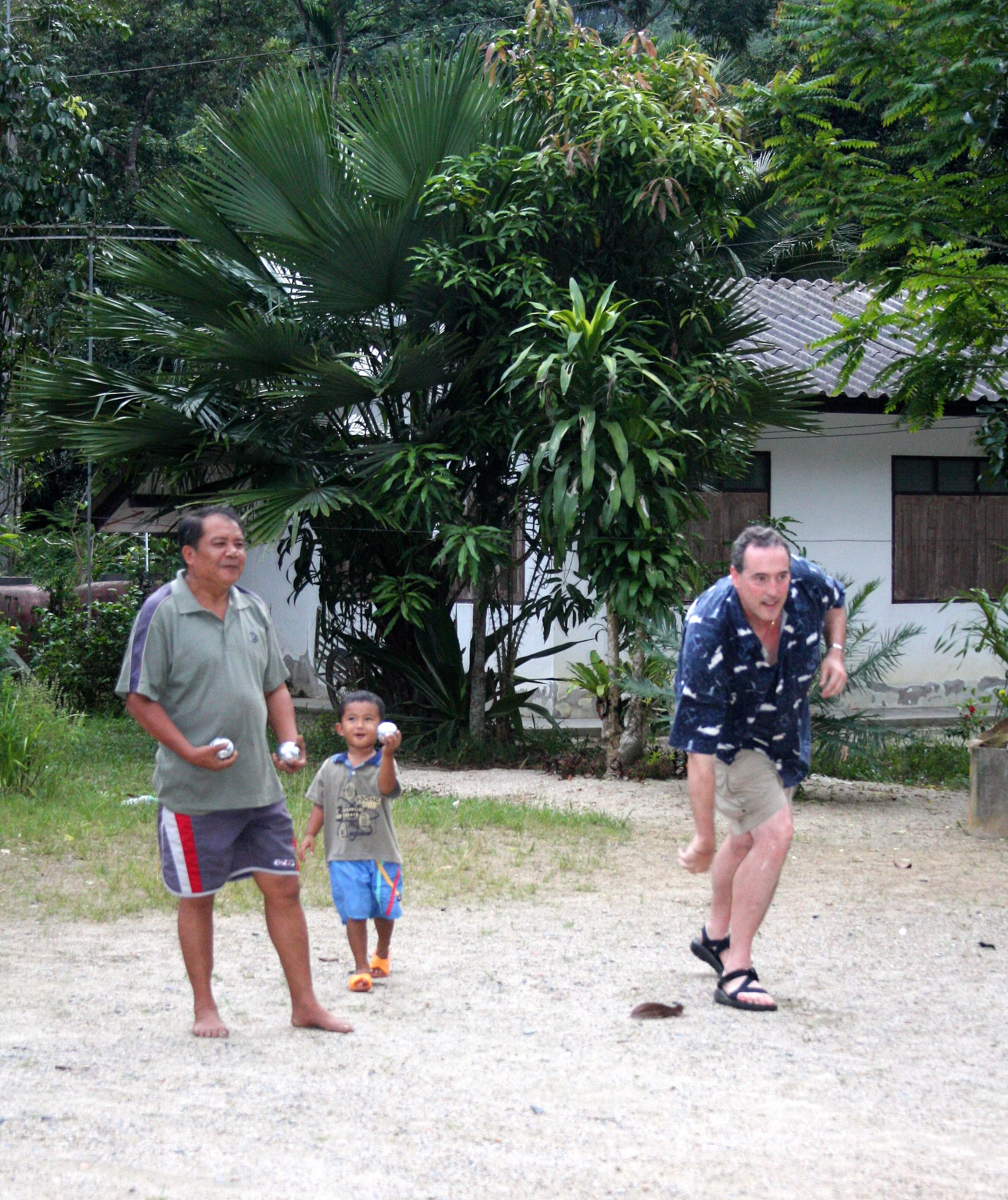 2008 Promluk Property And Family - Nawarn, Dad, etc (35).JPG