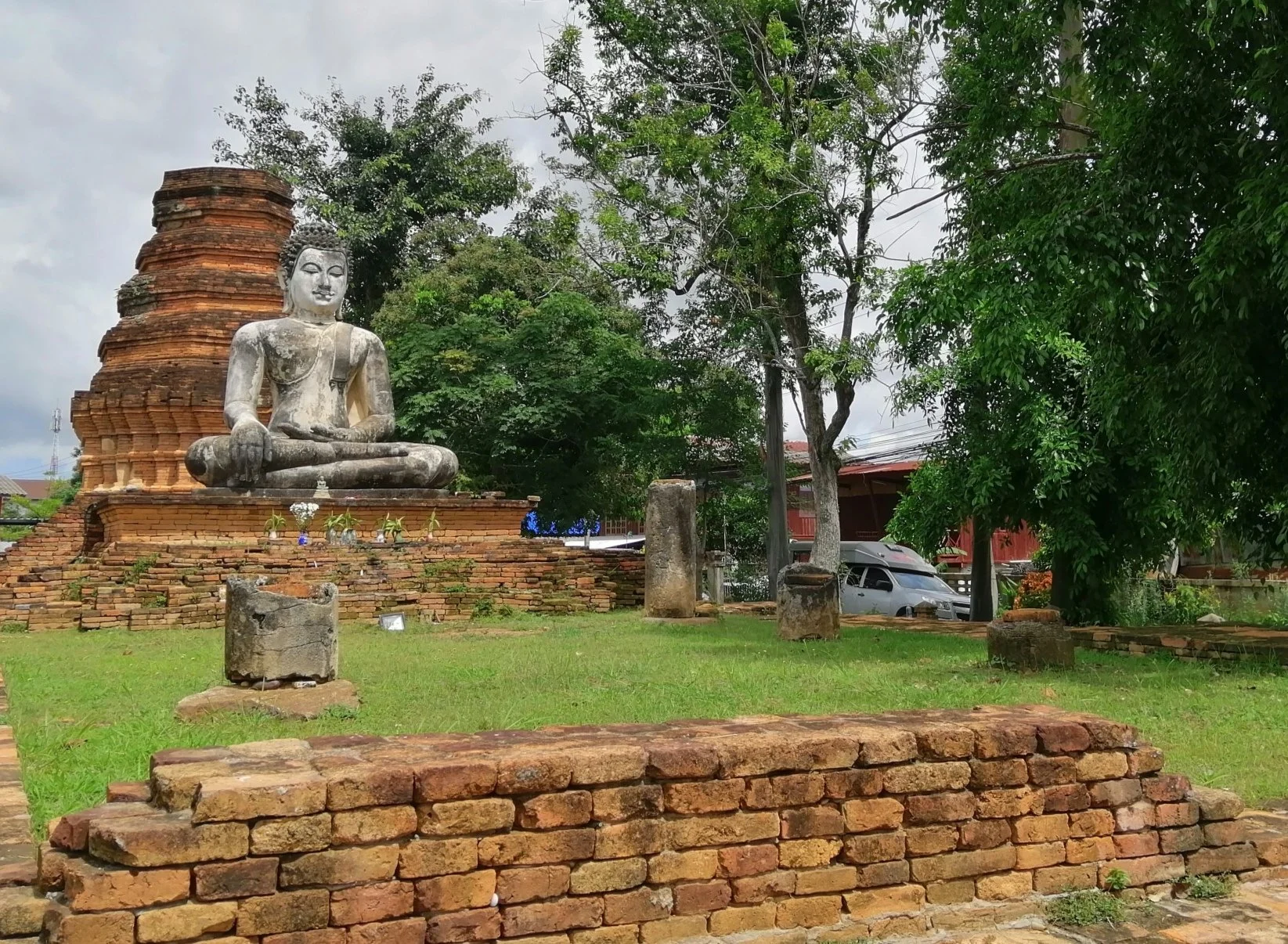 2020 Chiang Saen Temple City Summer Road Trip (2).jpg