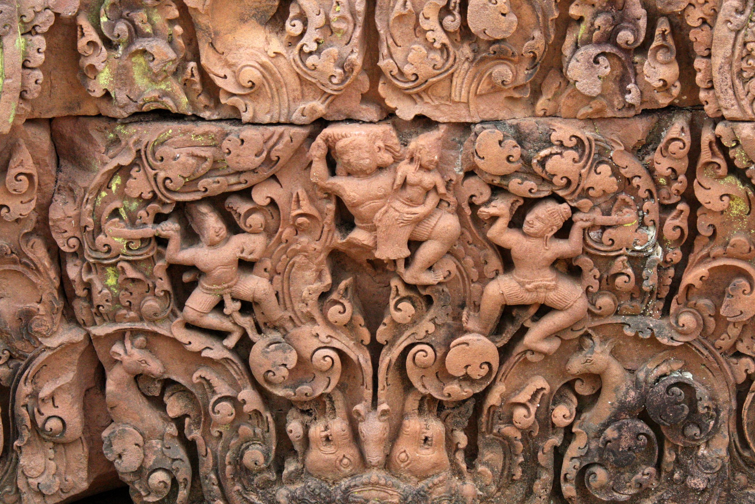 BANTEAY SREI TEMPLE CAMBODIA - JULY 2010 (9).JPG