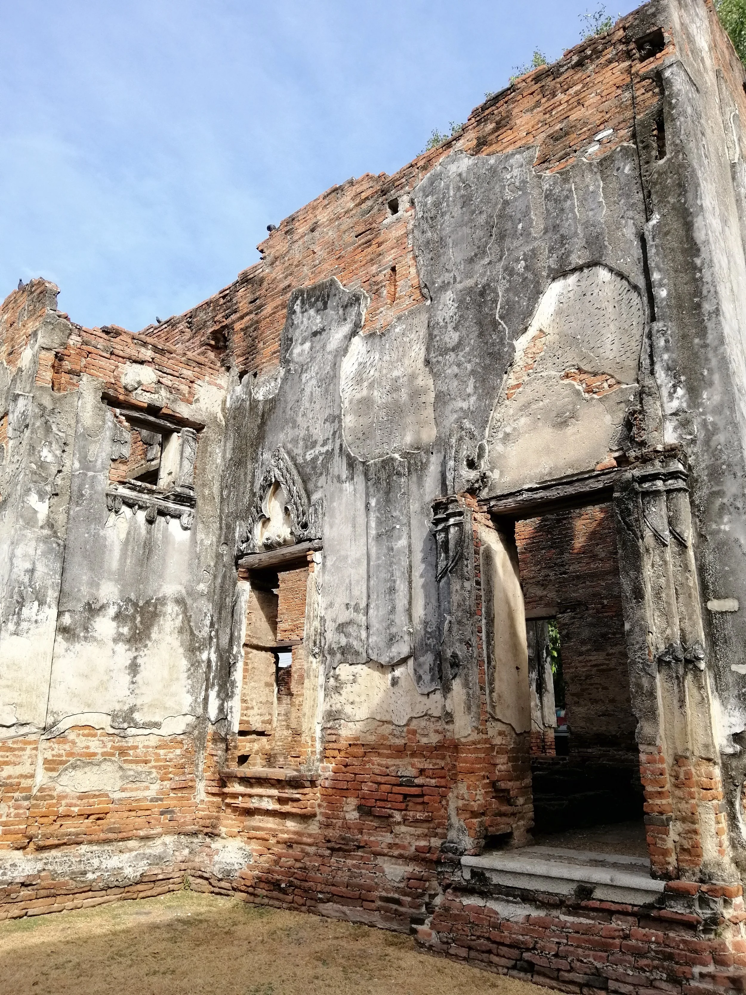 2020 Lopburi City and Temples with Cokie (2).jpg