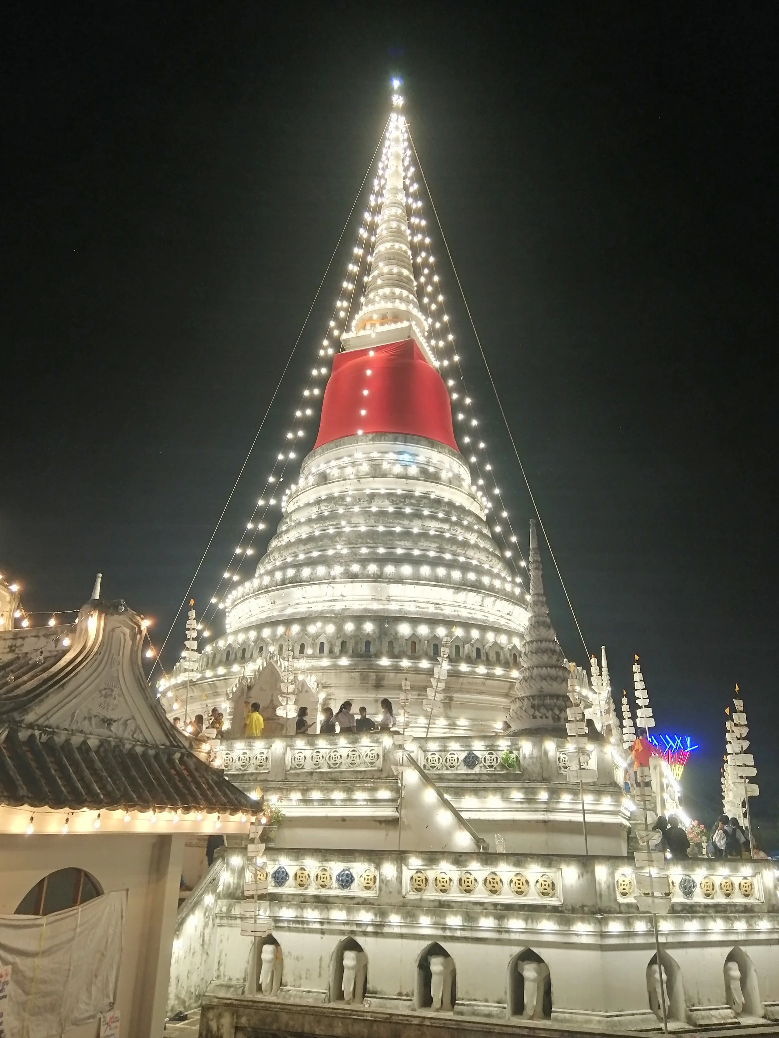 2019 Samut Prakan - Phra Samut Chedi(109).jpg