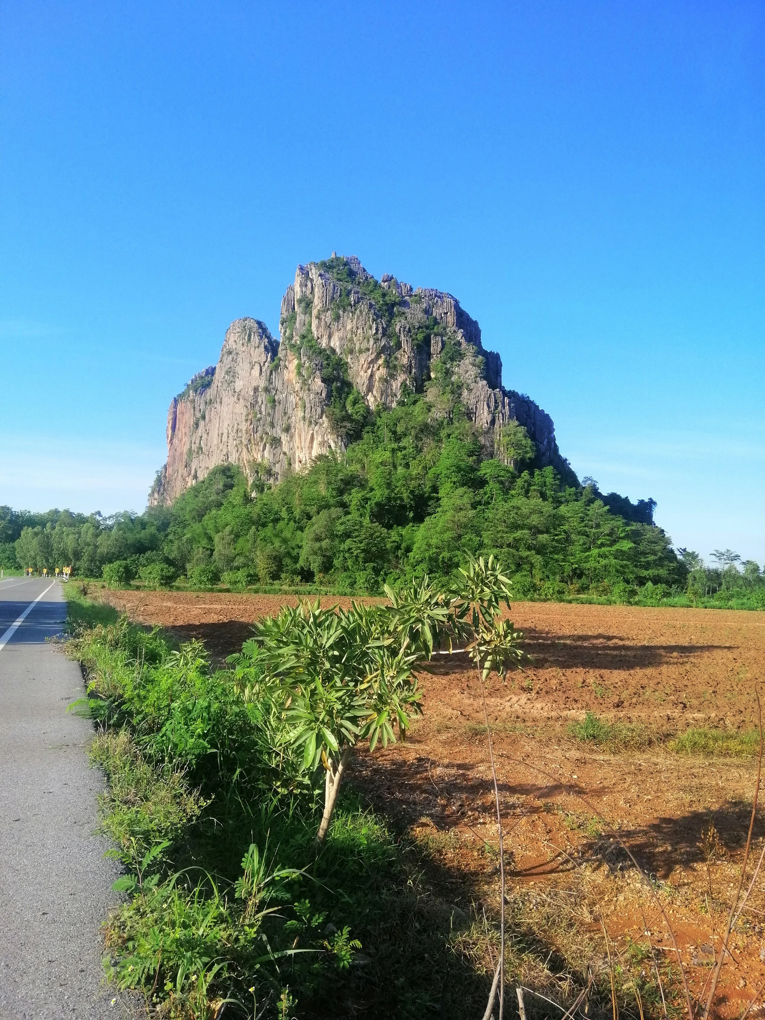 2020 Phitsanulok Tham Pha Tha Phon Non-Hunting Area Summer Road Trip (7).jpg