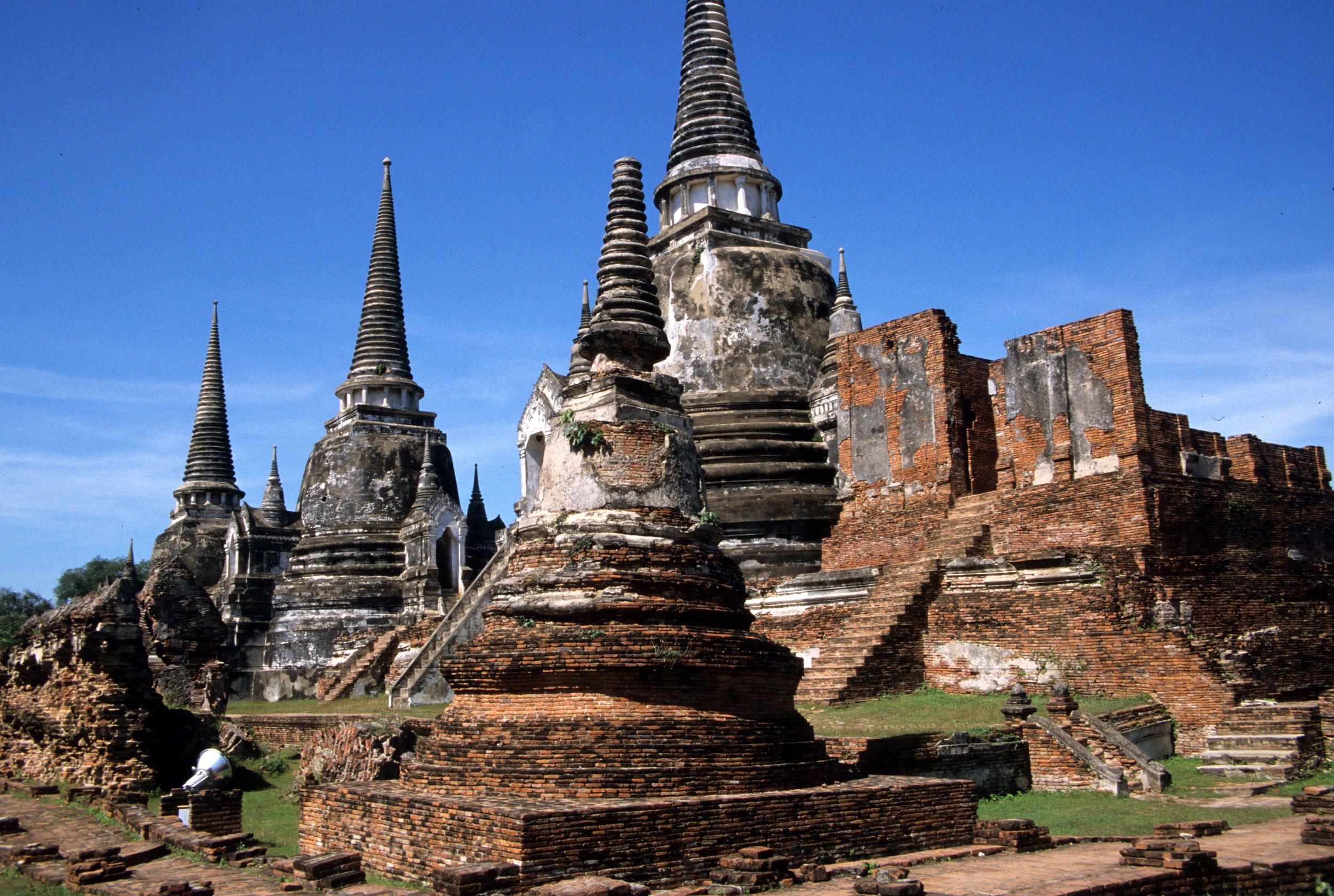 AYUDTHAYA - IMPERIAL PALACE RUINS Q.jpg