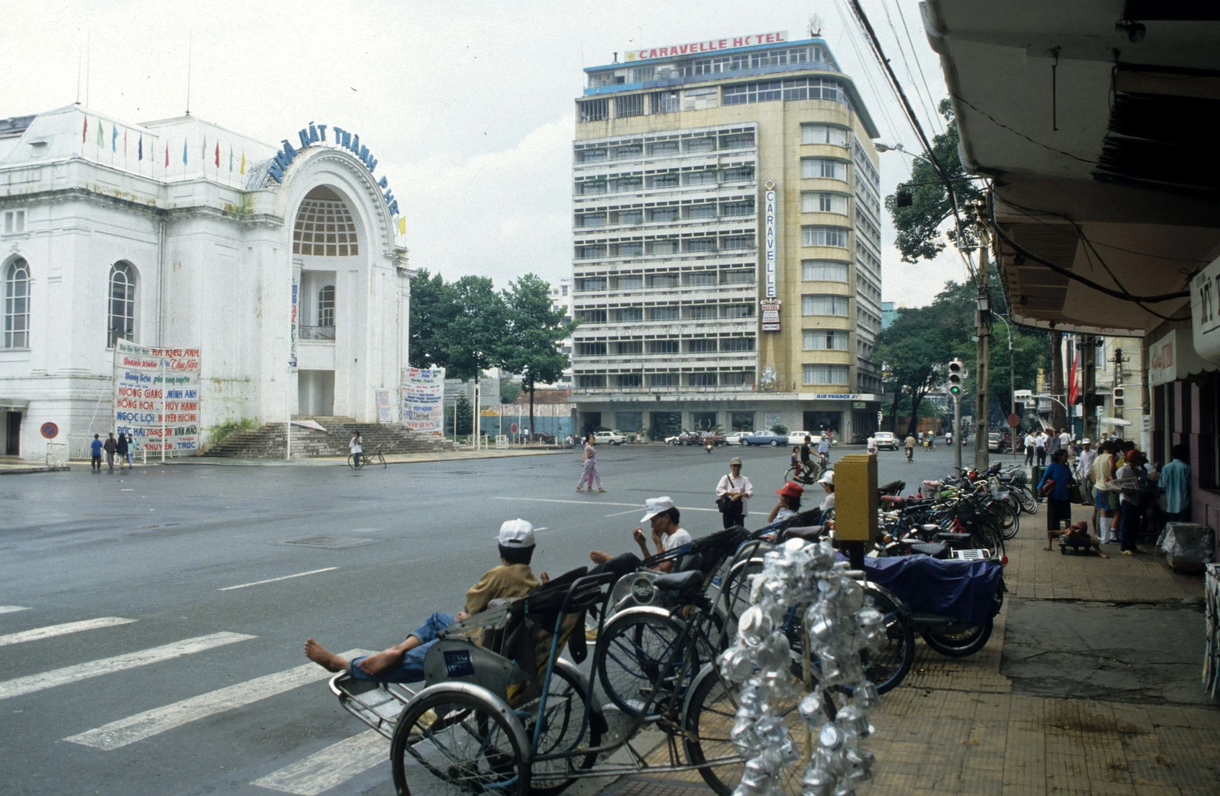 SAIGON - CITY SCENES IN 1994 (8).jpg