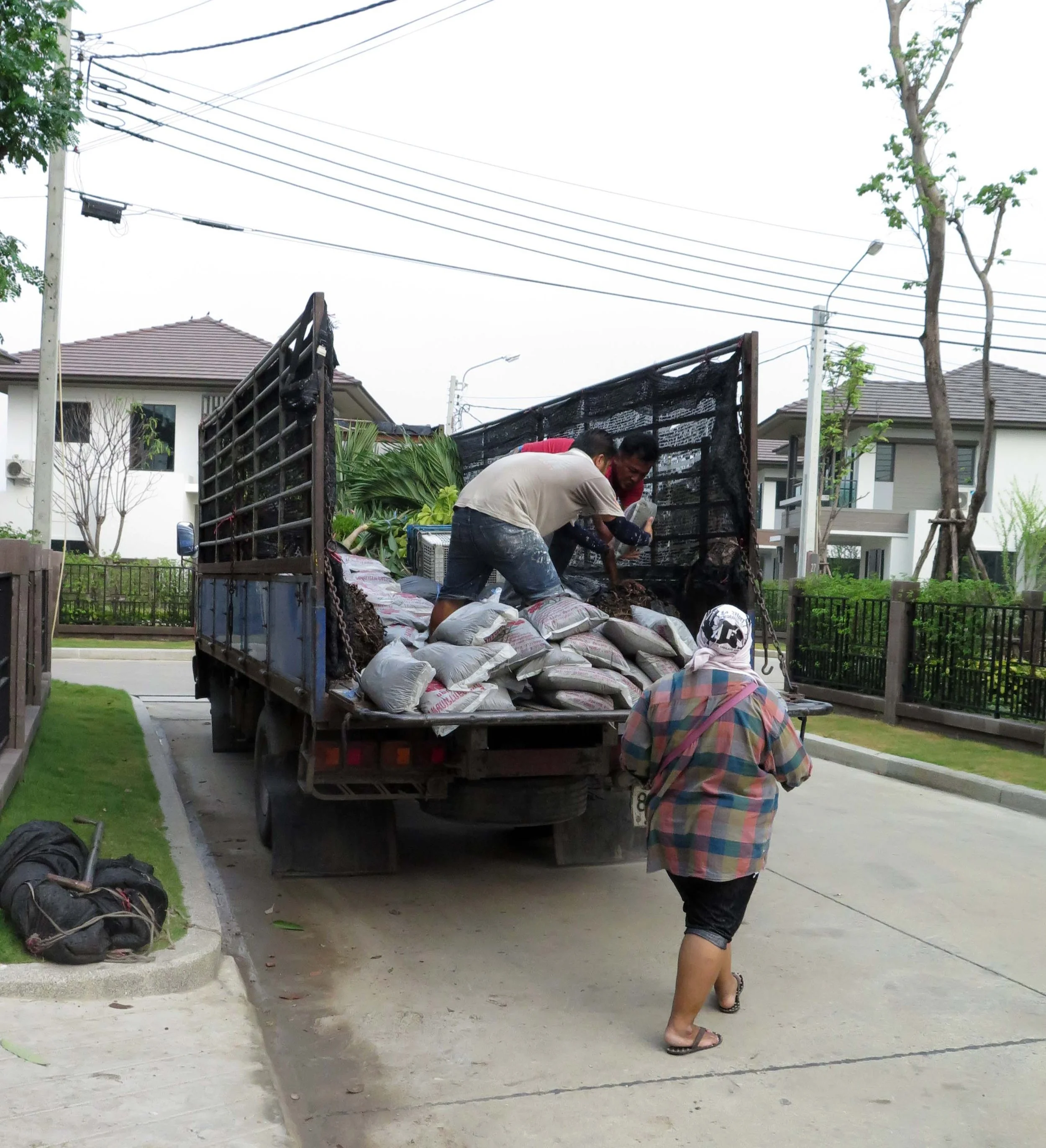 2013 Nonthaburi Setthasiri House and Nonthaburi Neighborhood (70).JPG