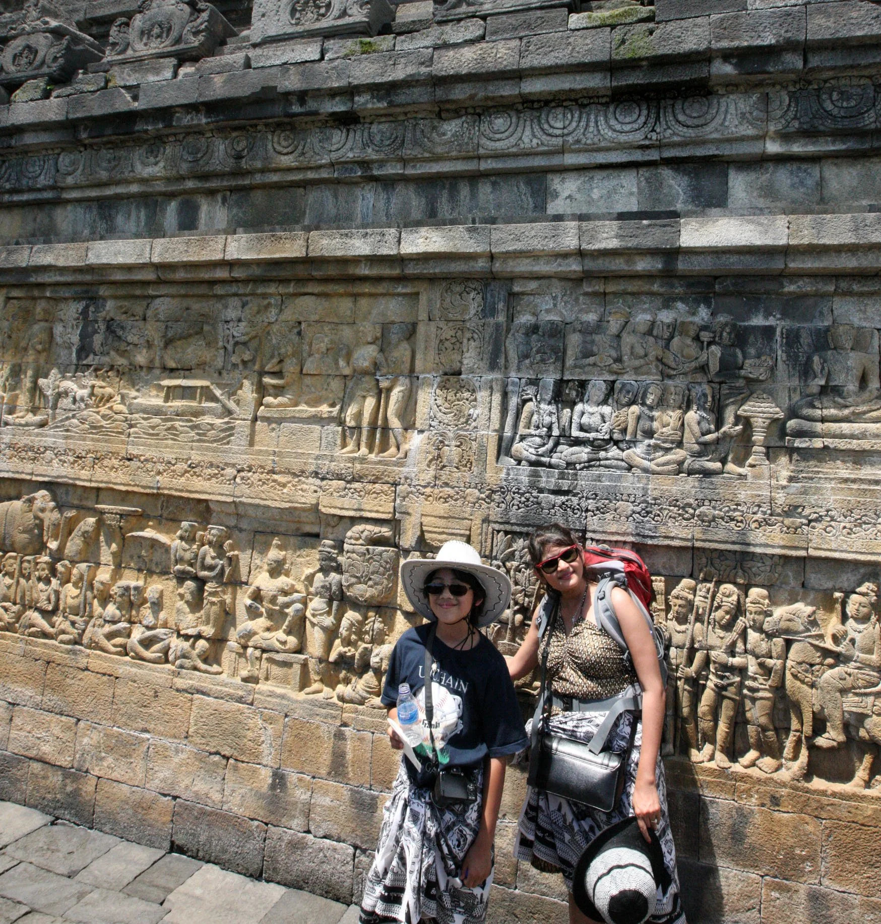 BOROBUDUR RUINS - YOGYAKARTA INDONESIA (26).JPG