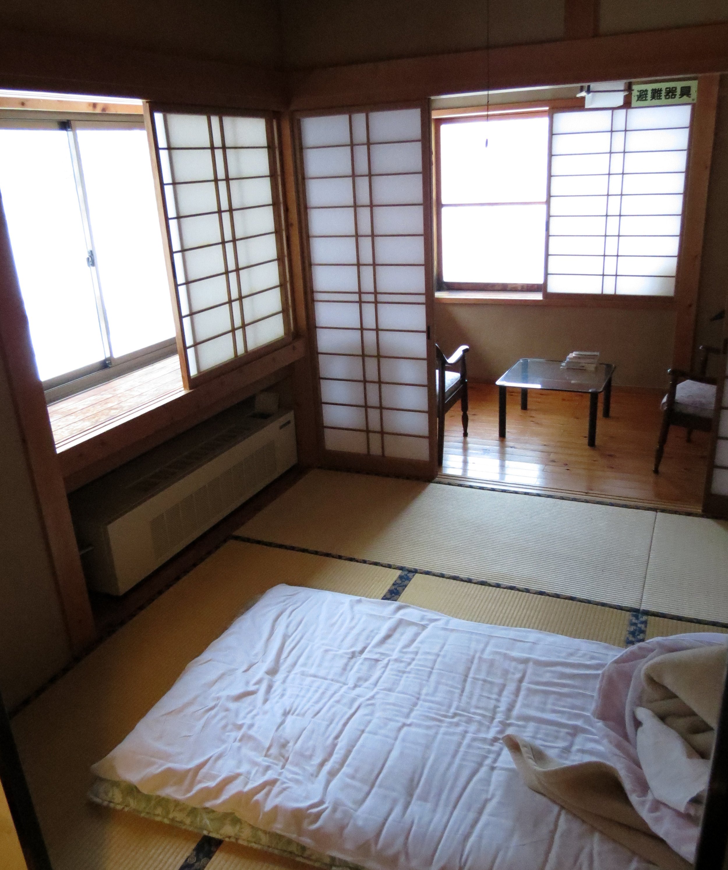JIGOKUDANI ONSEN - KORAKUKAN RYOKAN - NAGANO PREFECTURE JAPAN (28).JPG