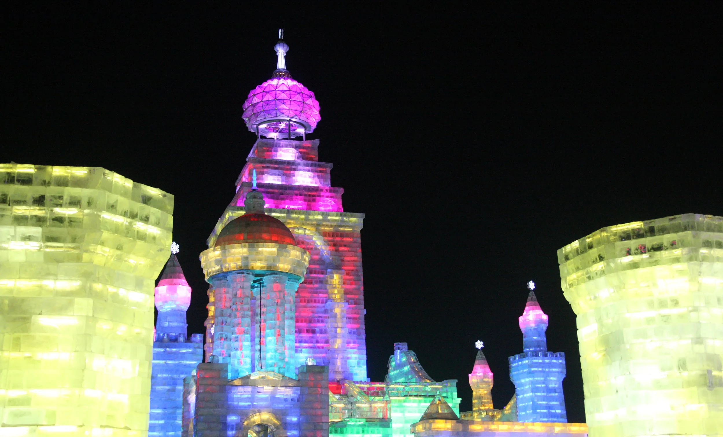 HARBIN ICE & SNOW FESTIVAL FEBRUARY 2012 (136).JPG