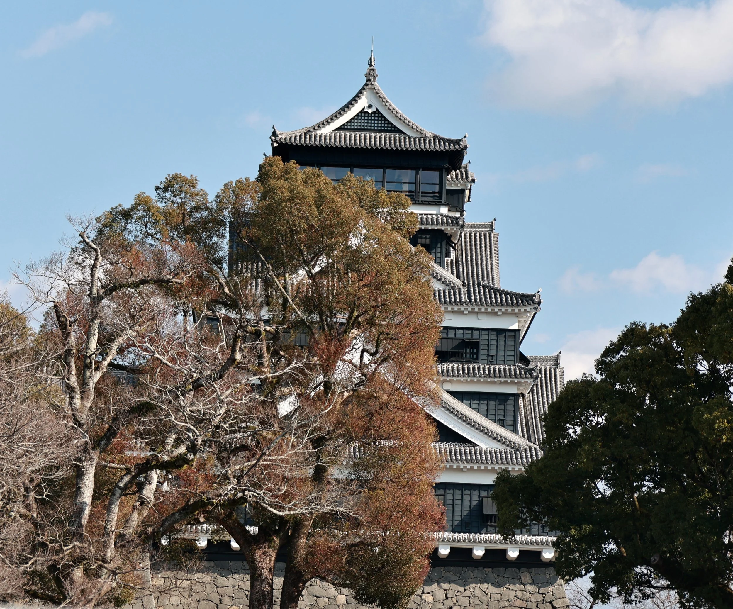 Kumamoto Castle - Kumamoto, Kyushu Japan (2).jpg