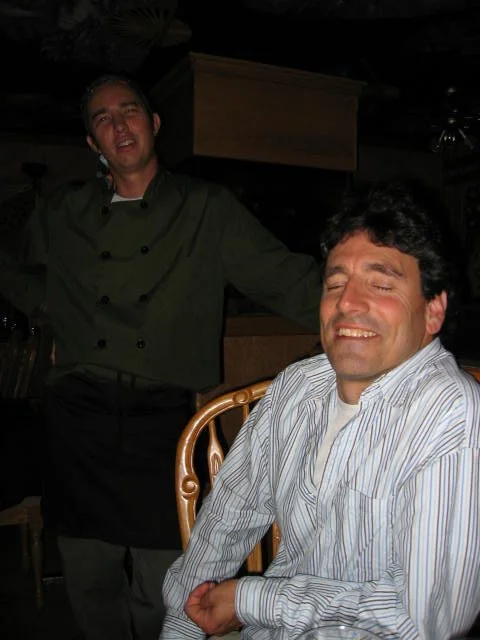 2005-5-26 GREG AND VICTOR AT SABAI THAI.jpg