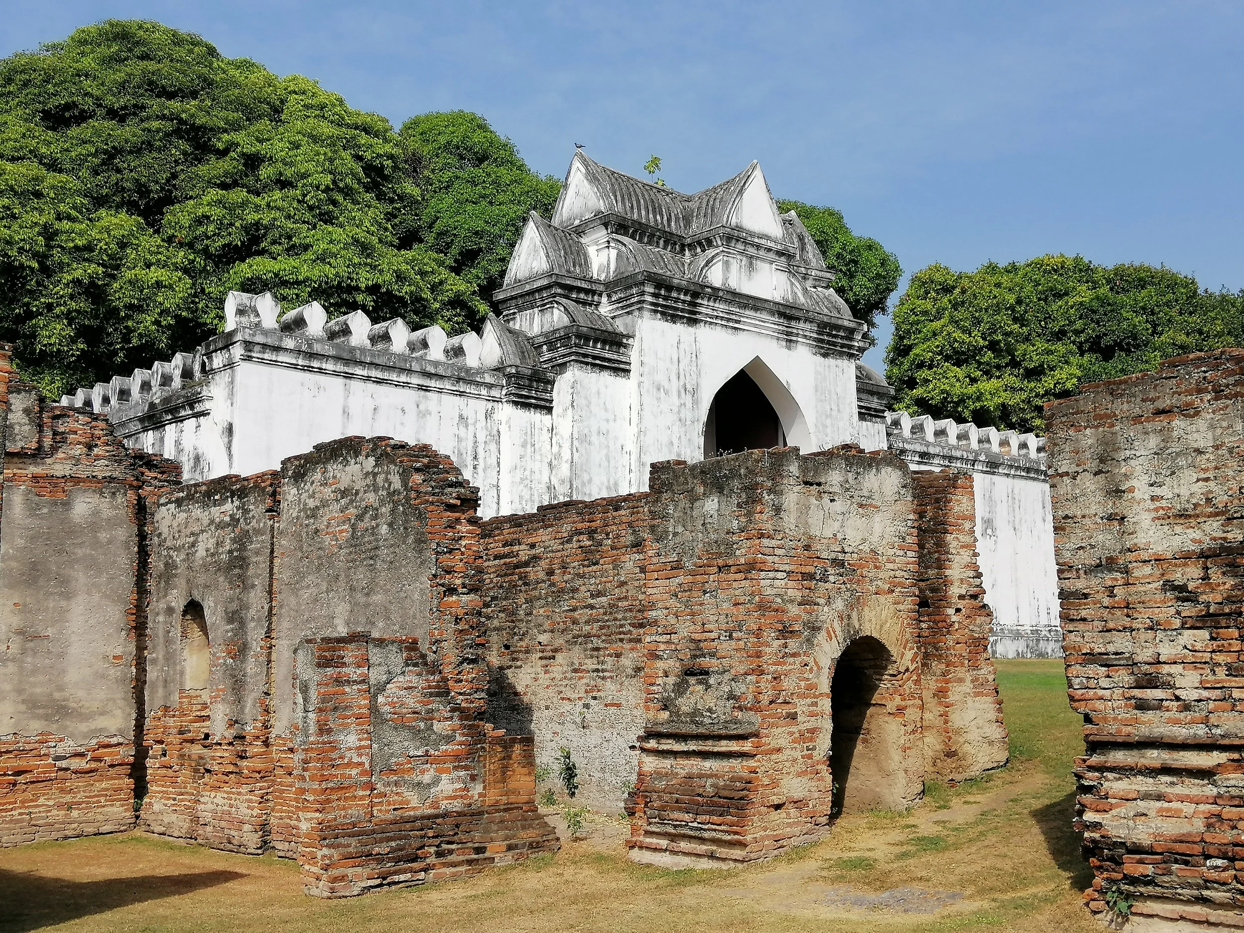 2020 Lopburi City and Temples with Cokie (17).jpg