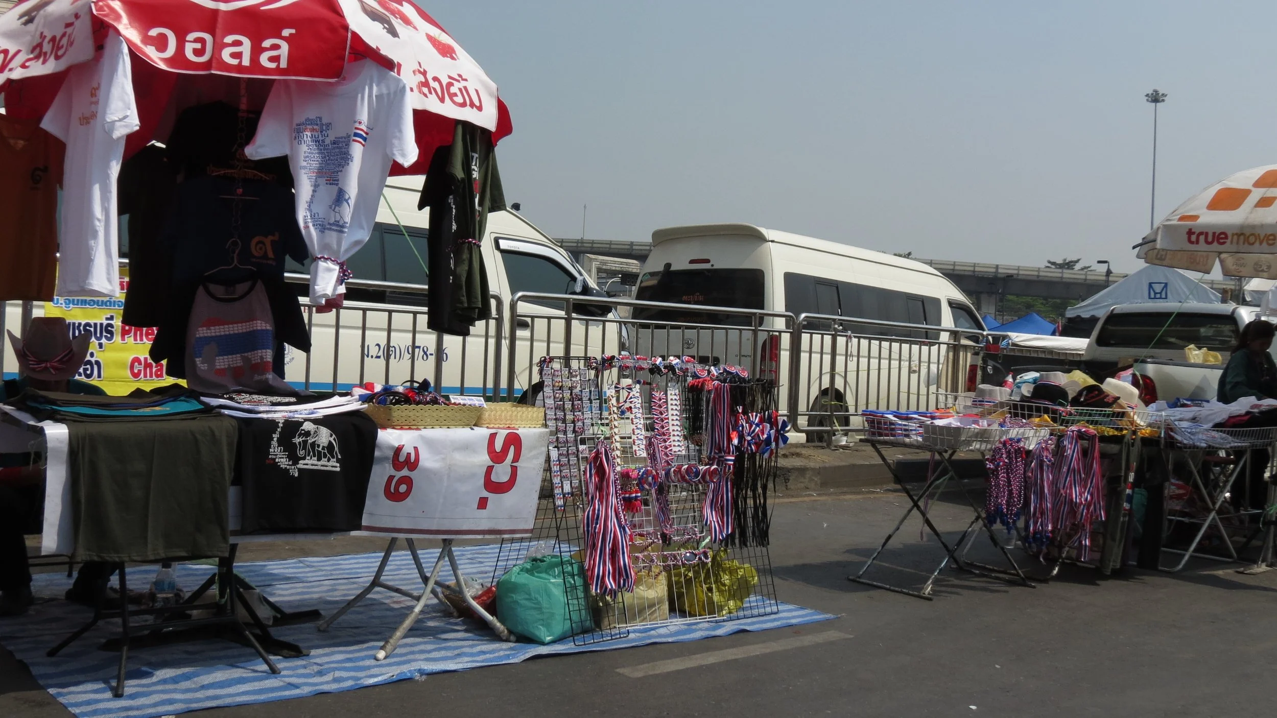 2014 Shutdown Bangkok Protests (8).JPG