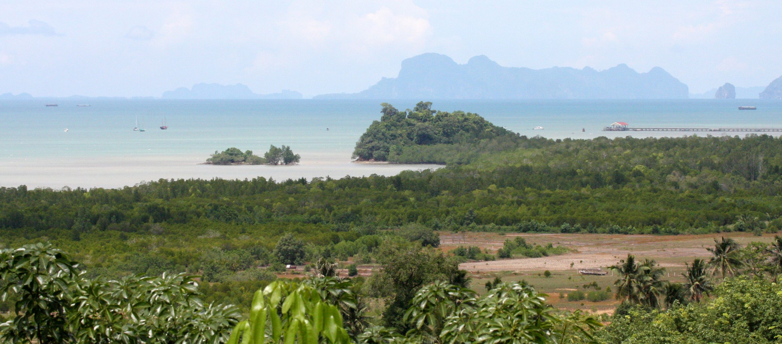 KOH LANTA - 2008 - HANGING ON THE ISLANDS (50).JPG