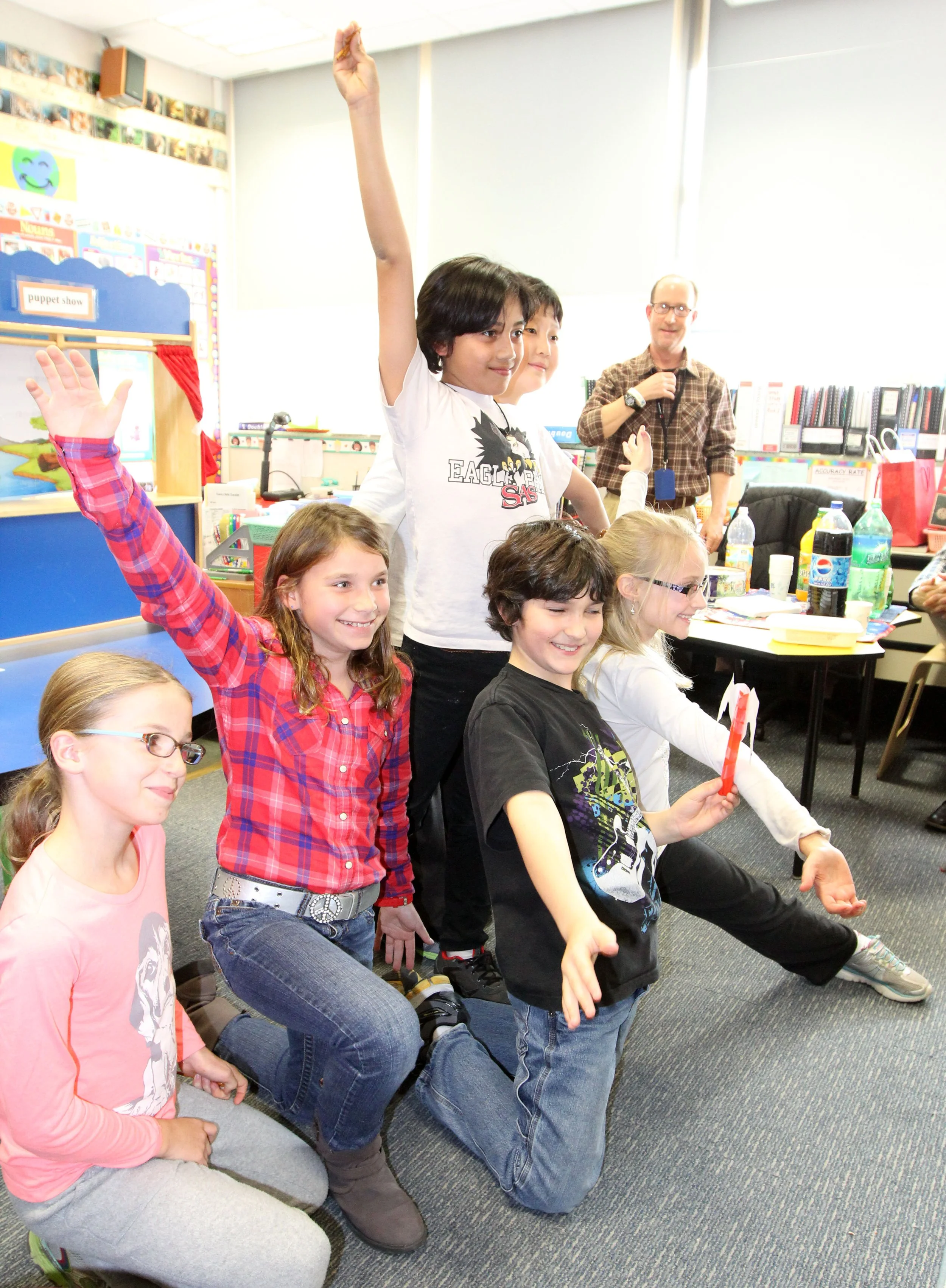 COKIE'S PUPPET SHOW - SAS DECEMBER 2012 (6).JPG