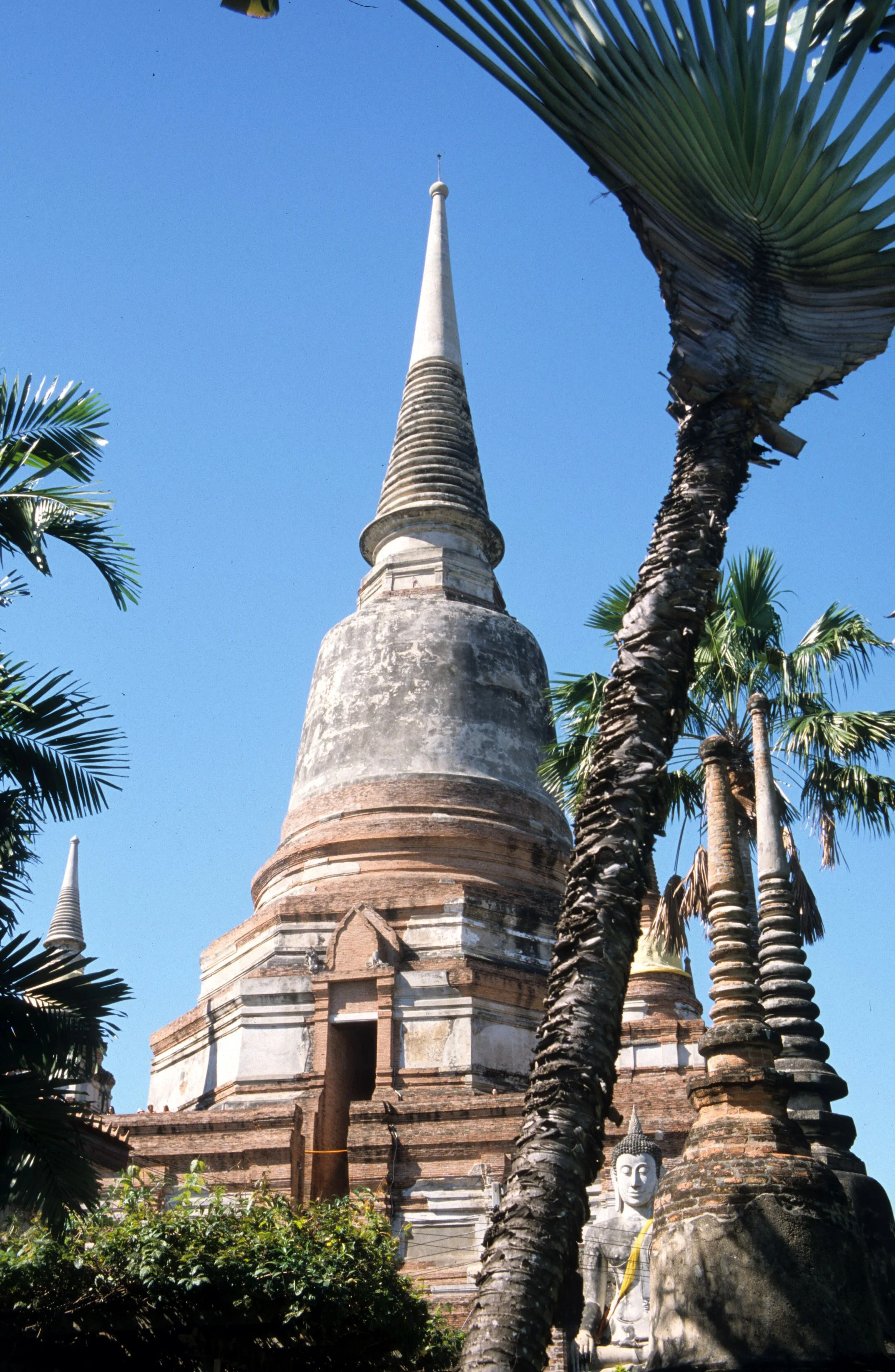 AYUDTHAYA - WAT ON OUTSKIRTS P.jpg