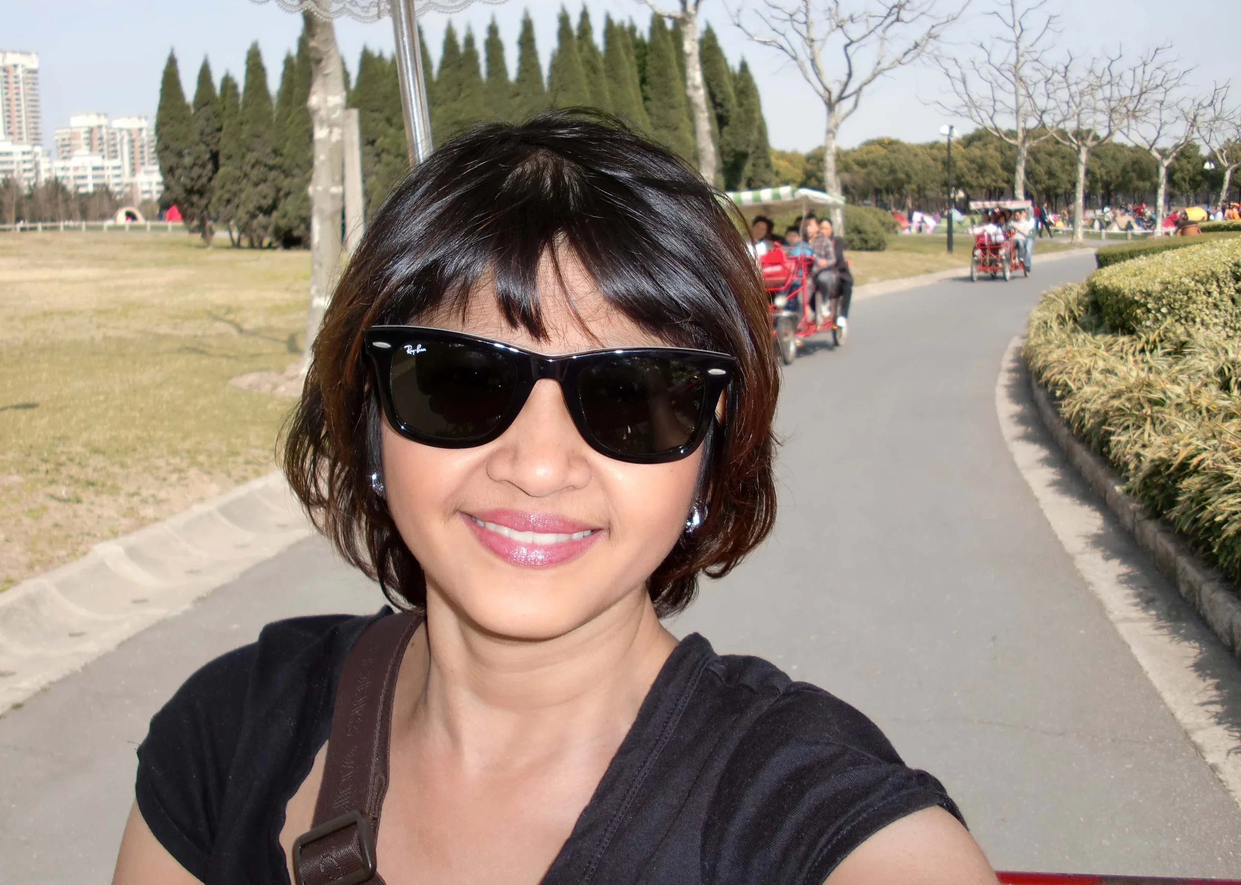 2011-3-13 CENTURY PARK SHANGHAI (2).JPG