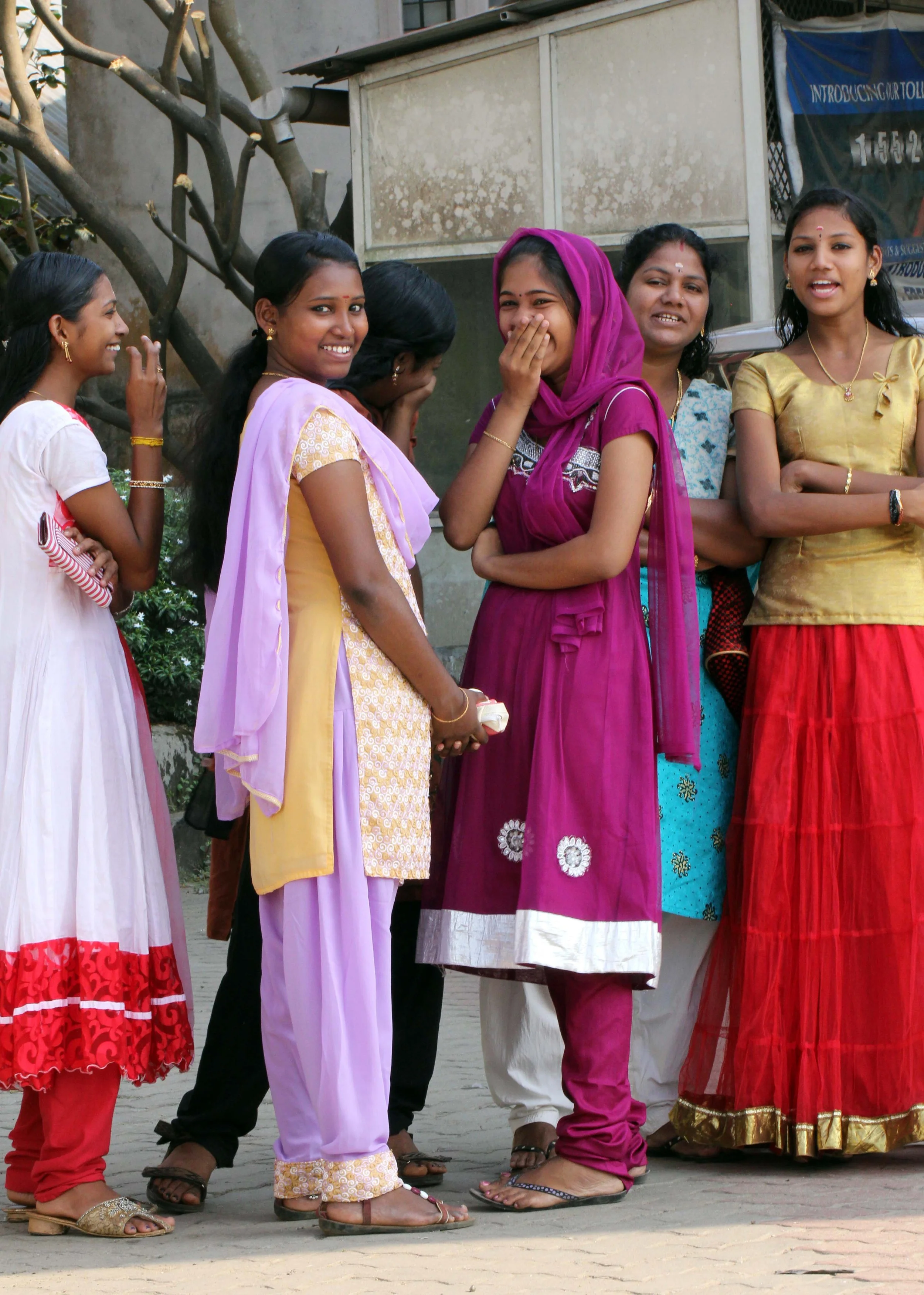 MUNNAR KERALA INDIA - PHOTO BY SOM SMITH (2).JPG