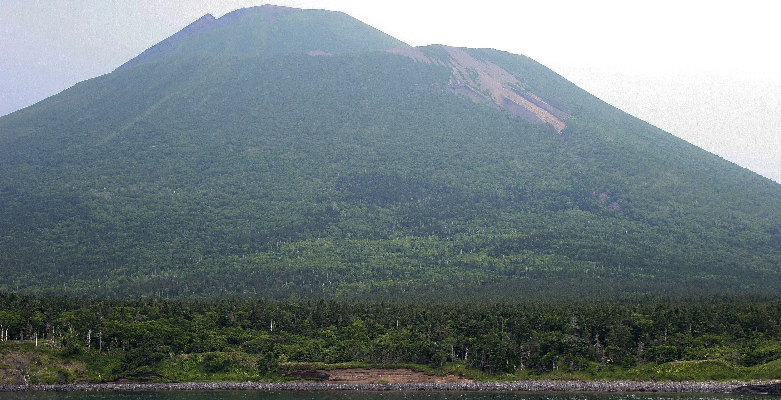KURIL ISLANDS - VIEWS LANDSCAPES AND GEOLOGY (6).jpg