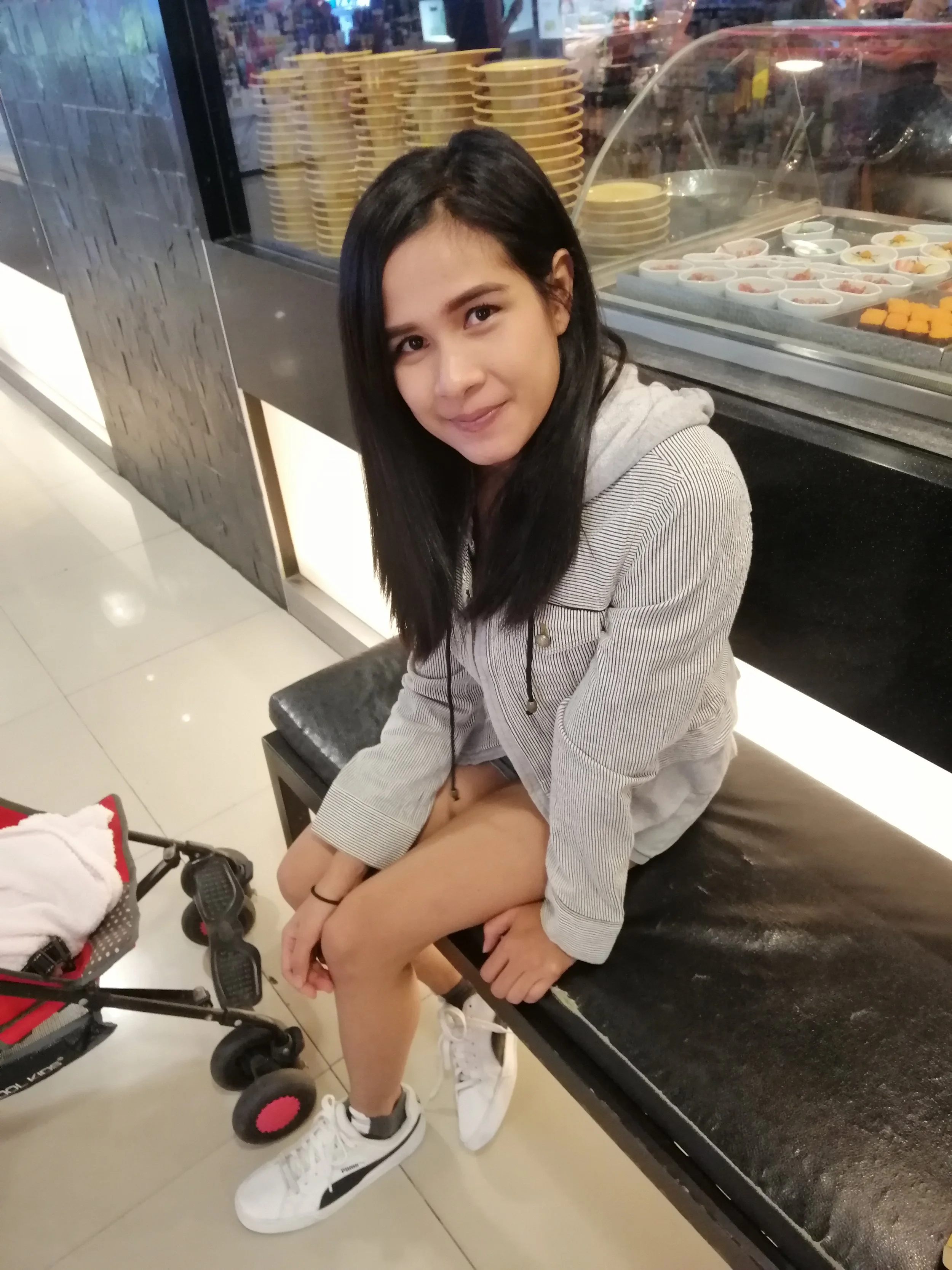 2020 - Out for Dinner with Gift (16).jpg